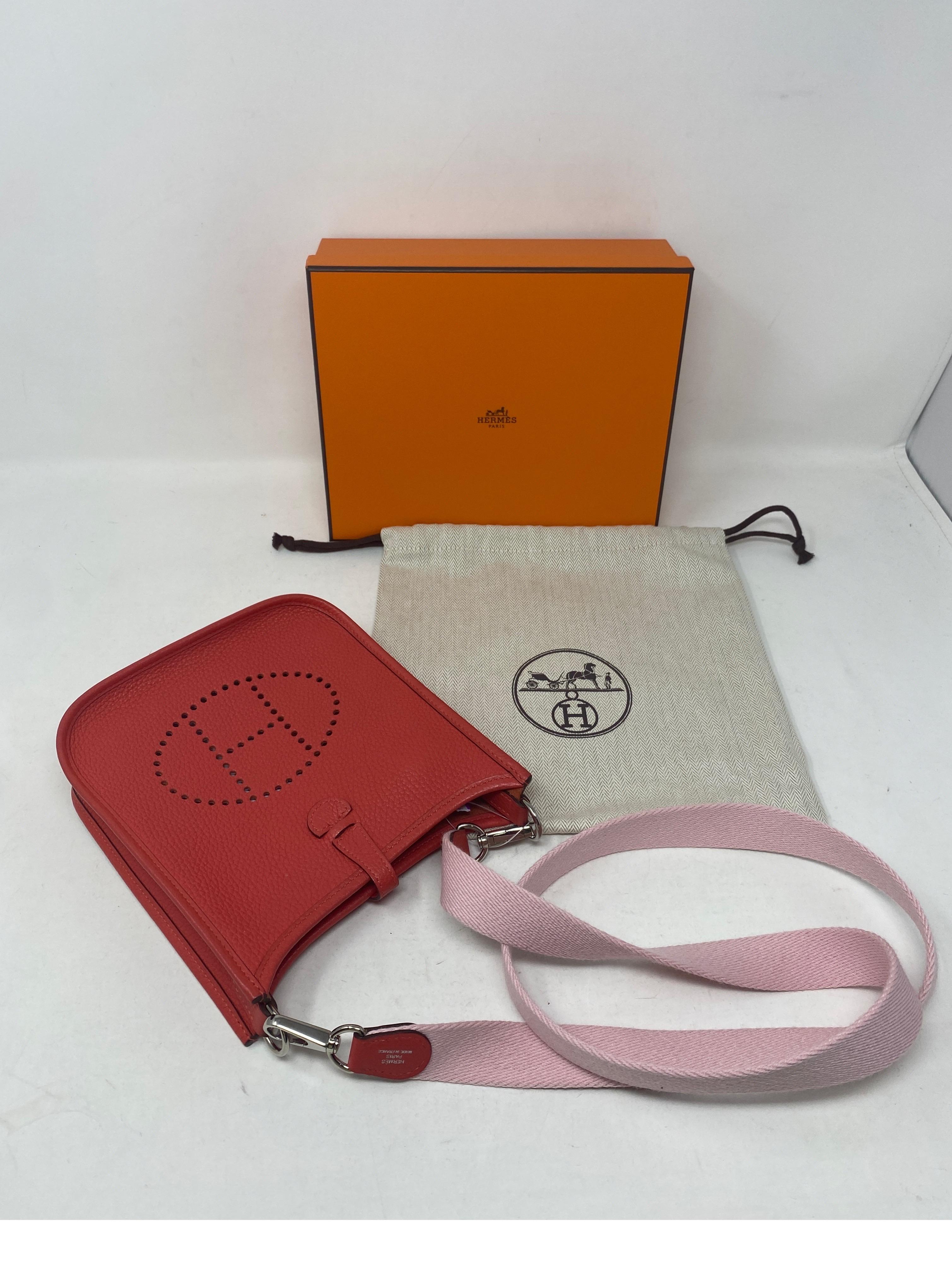 Hermes Evelyne TPM Rote schwenkbare Tasche 4