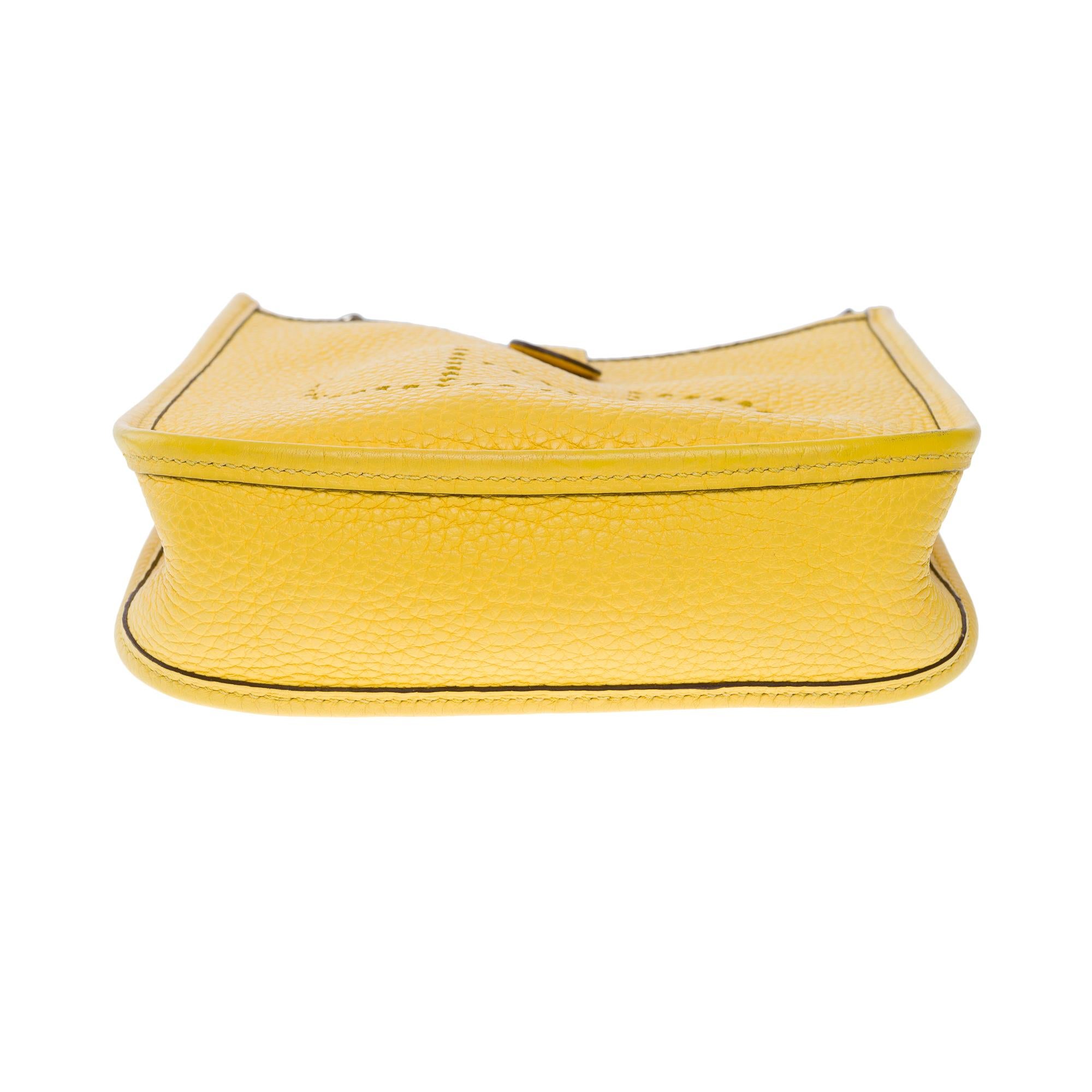 Borsa a tracolla Hermès Evelyne TPM Zigzag in pelle Jaune de Naples Taurillon, PHW in vendita 5