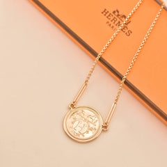 Hermès Ex-Libris Collier pendentif pièces de monnaie en or rose 18K Très grand modèle