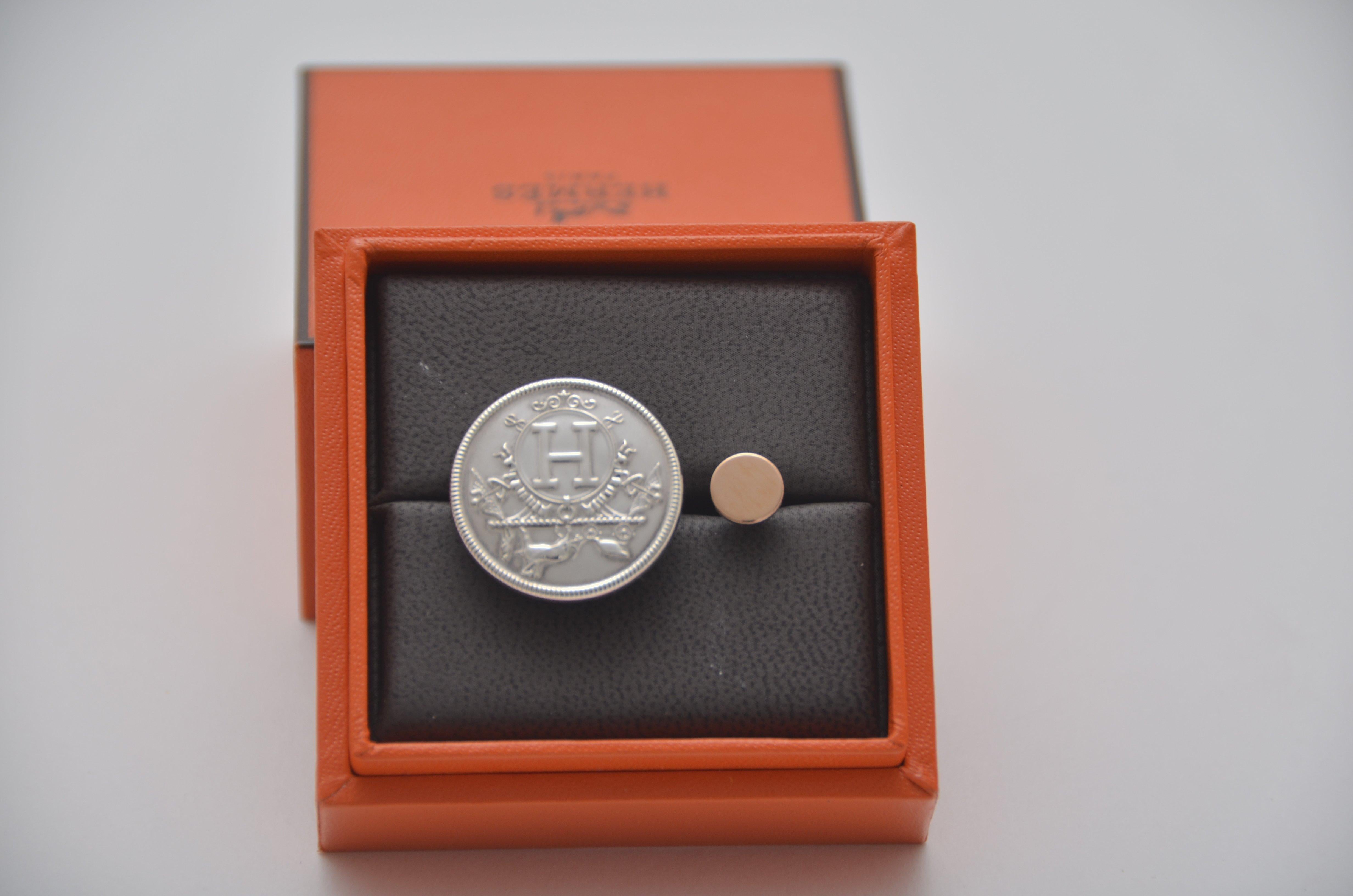 Hermès Ex Libris Ring MM in 925 Silver and Rose Gold Size 57 In New Condition For Sale In New York, NY