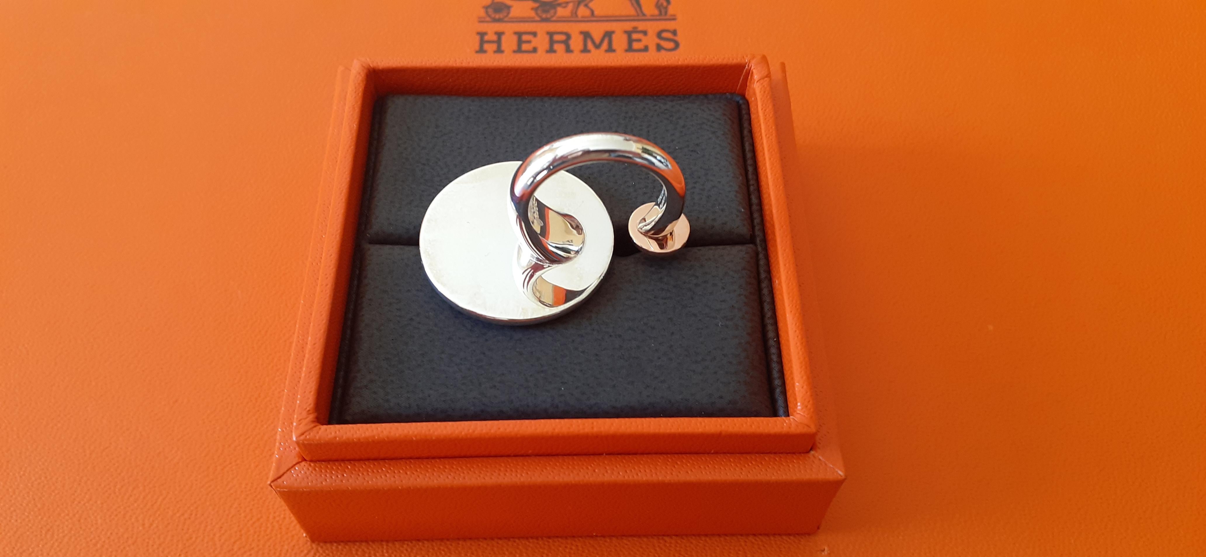 Hermès Ex Libris Ring MM in Silver and Rose Gold Size 52 For Sale 4