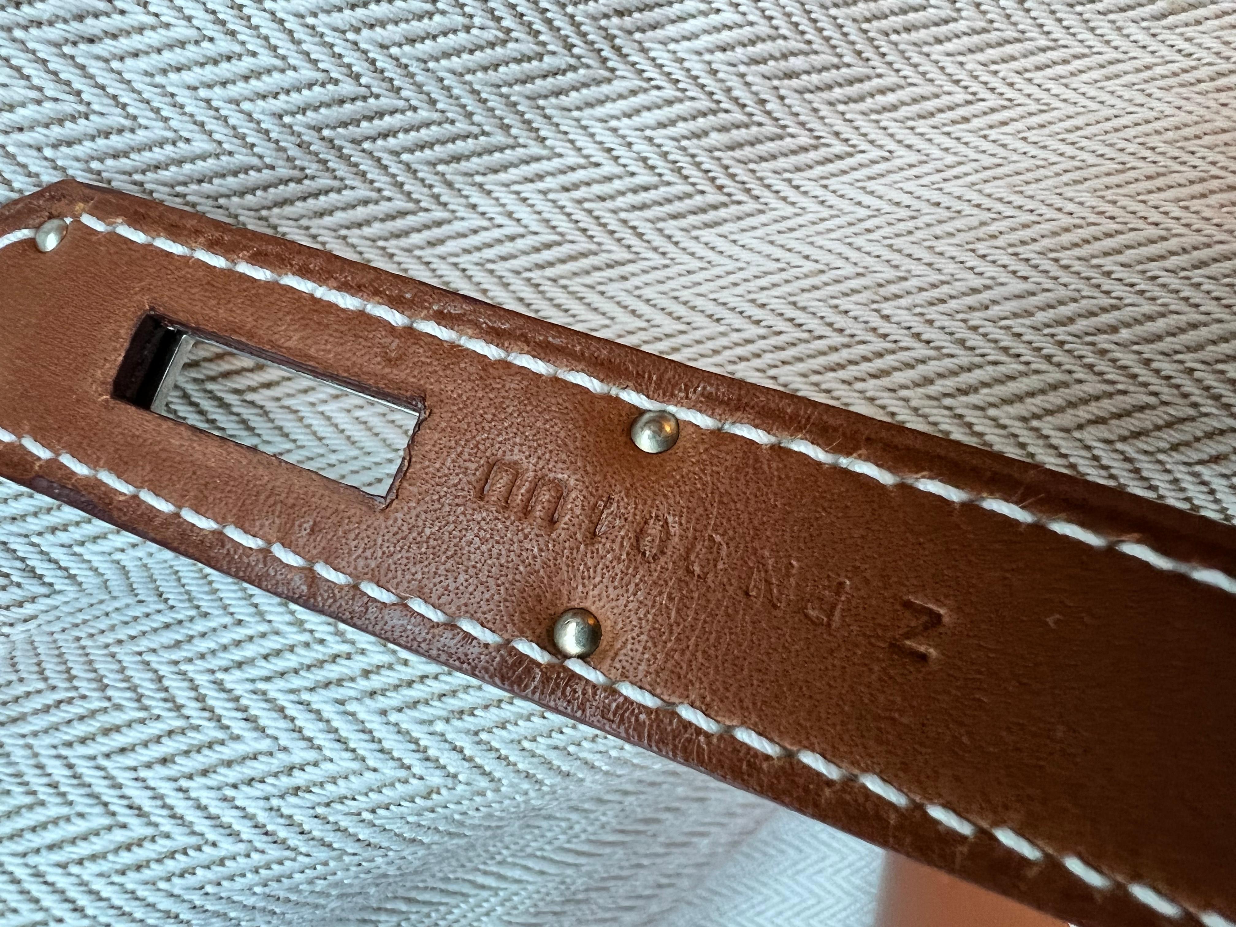 Hermes - Excellent - Limited Edition Kelly Picnic 2021 - Dark Brown - Handbag

Description

Crafted in France, this extremely rare and highly sought over Kelly Picnic bag from Hermès is a true testament to the quality of the house's craftsmanship,