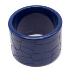 Hermes Extra Wide Croc-Embossed Resin Cuff  SIZE S
