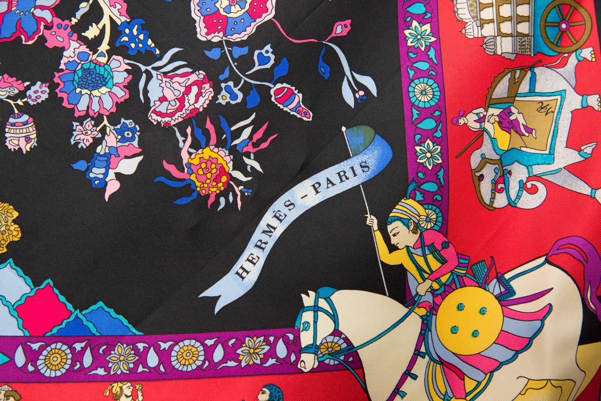 Hermes Fantaisies indiennes by L Dubigeon Silk Scarf  In Good Condition For Sale In Paris, FR