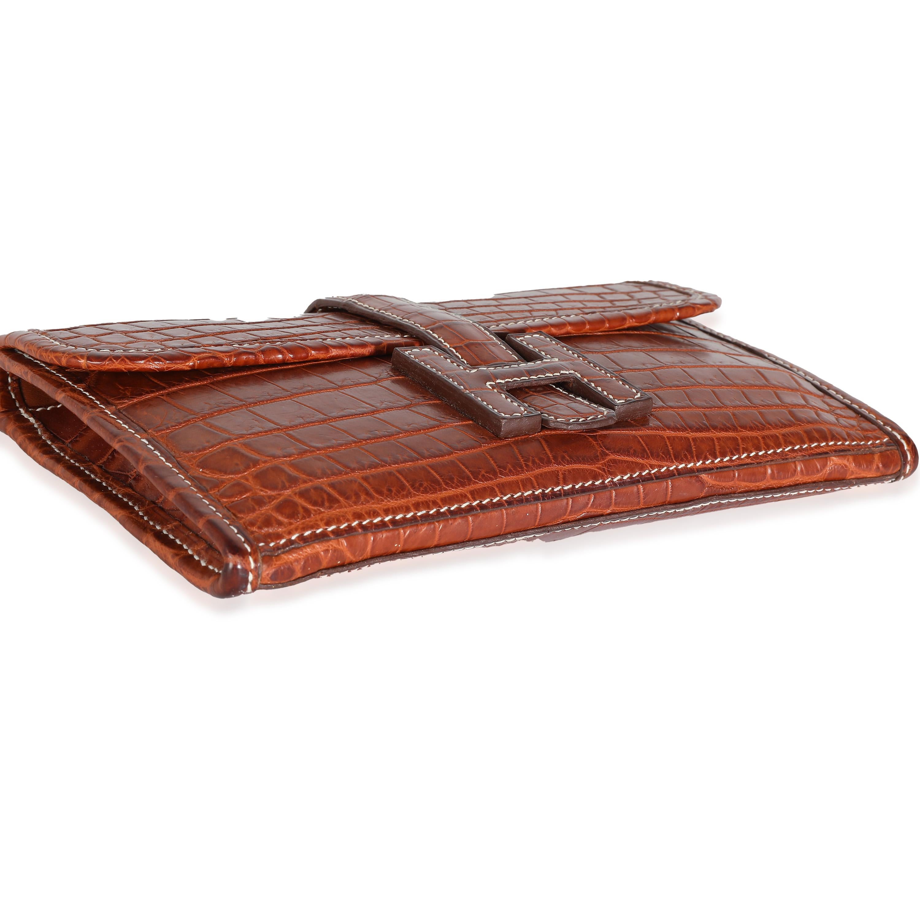 Hermès - Pochette en crocodile fauve Niloticus Lisse Mini Jige en vente 1
