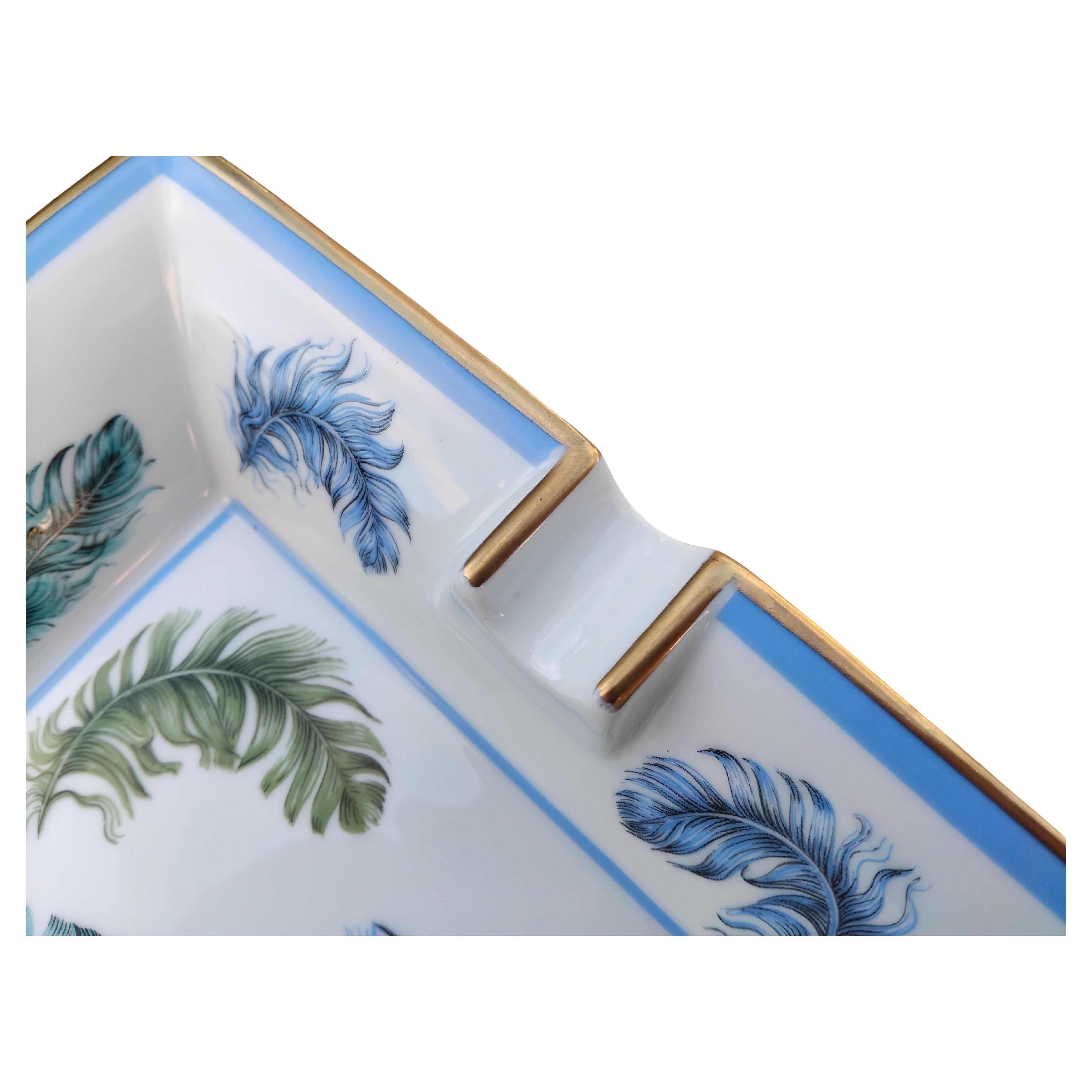 Hermès Federn Aschenbecher Wechseltablett Porzellan Gold im Angebot 6