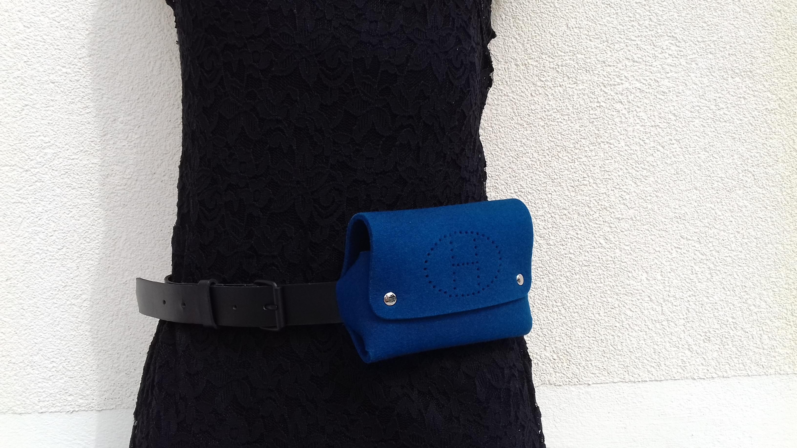 Hermès Felt Pouch Bag Belt Purse Playing Cards Case Blue in Box 10