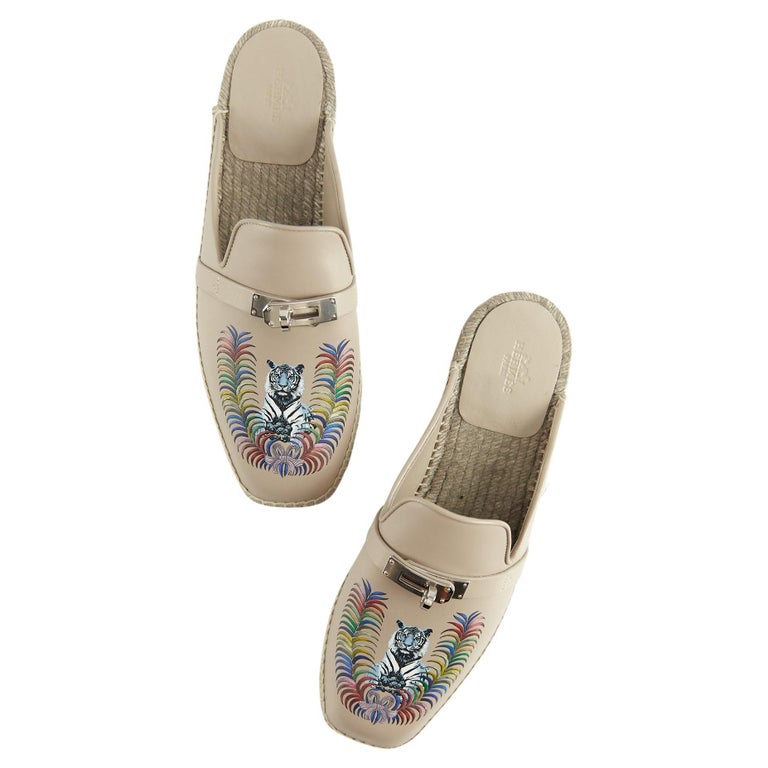 HERMÈS FERIA ESPADRILLE WITH TIGER ROYAL PRINT Blance Gomme and Multicolour  - Size For Sale at 1stDibs