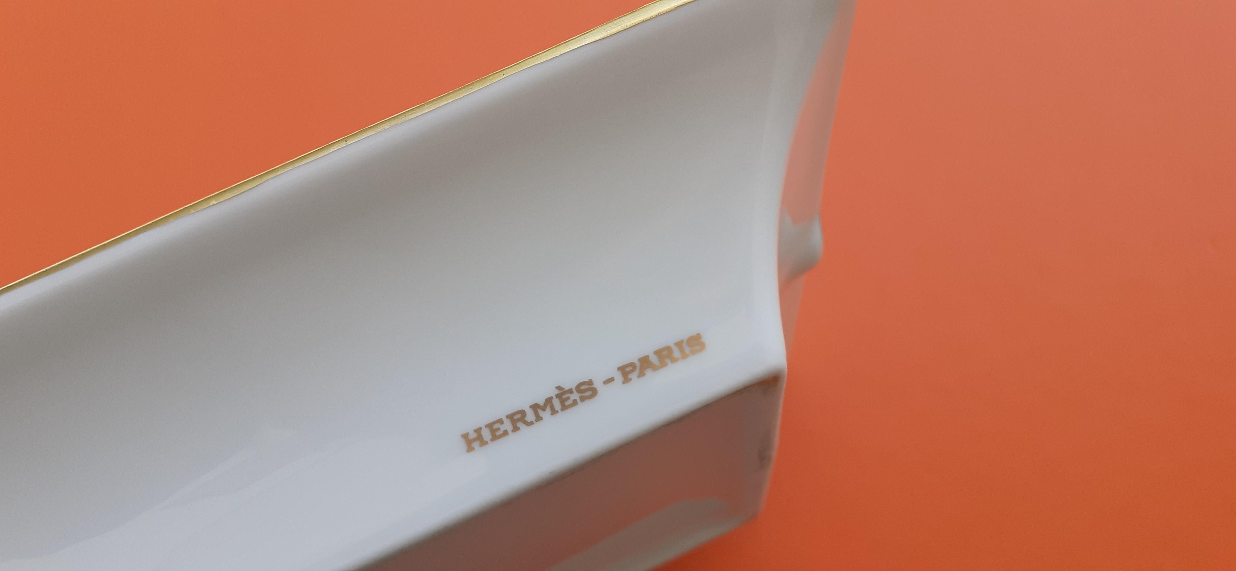 Hermès Ferrari 250 Testa Rossa 1957 Cigar Ashtray Porcelain Gold 10