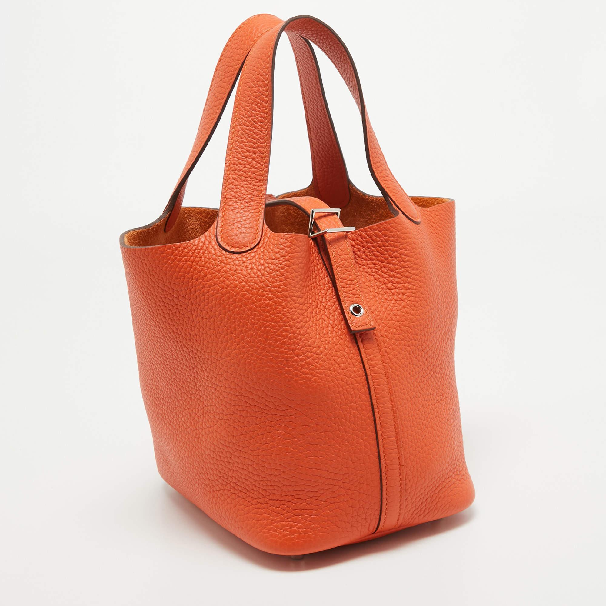 Hermes Feu Taurillon Clemence Leather Picotin Lock 18 Bag In Excellent Condition For Sale In Dubai, Al Qouz 2