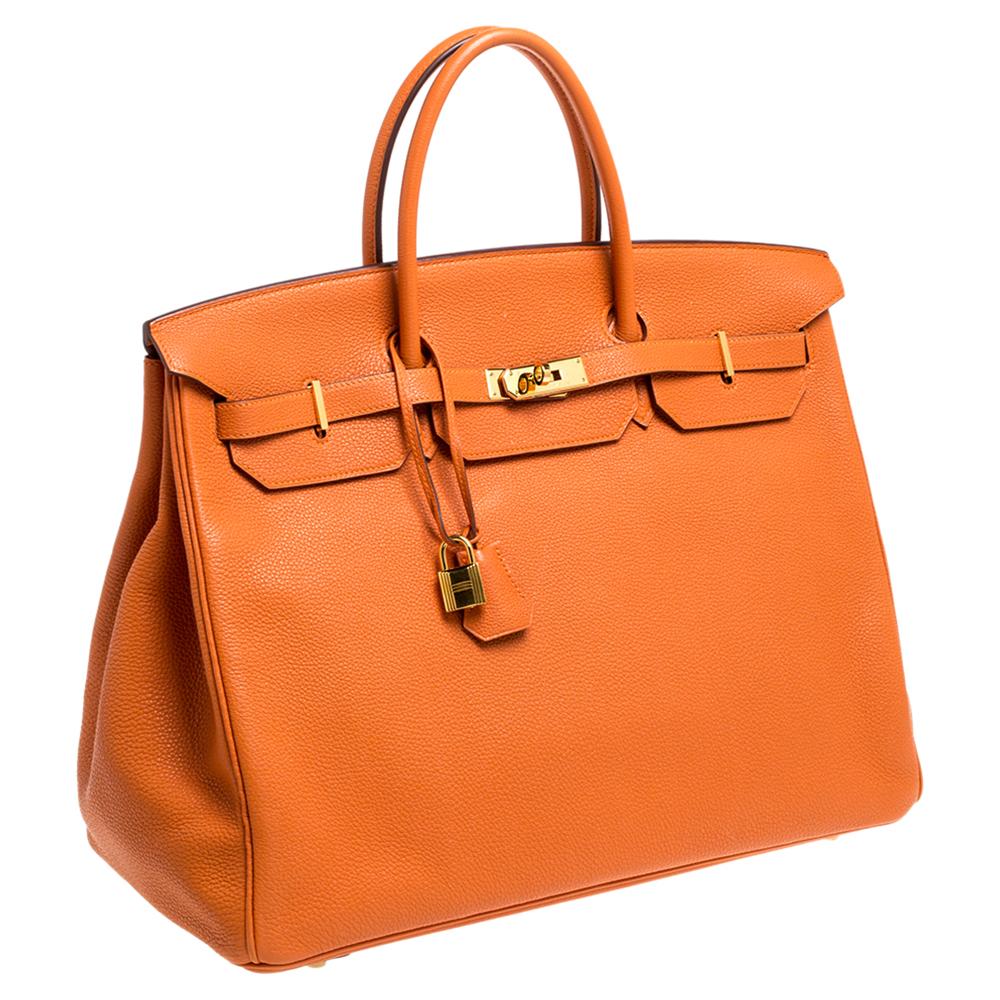 Hermes Feu Togo Leather Gold Hardware Birkin 40 Bag In Good Condition In Dubai, Al Qouz 2