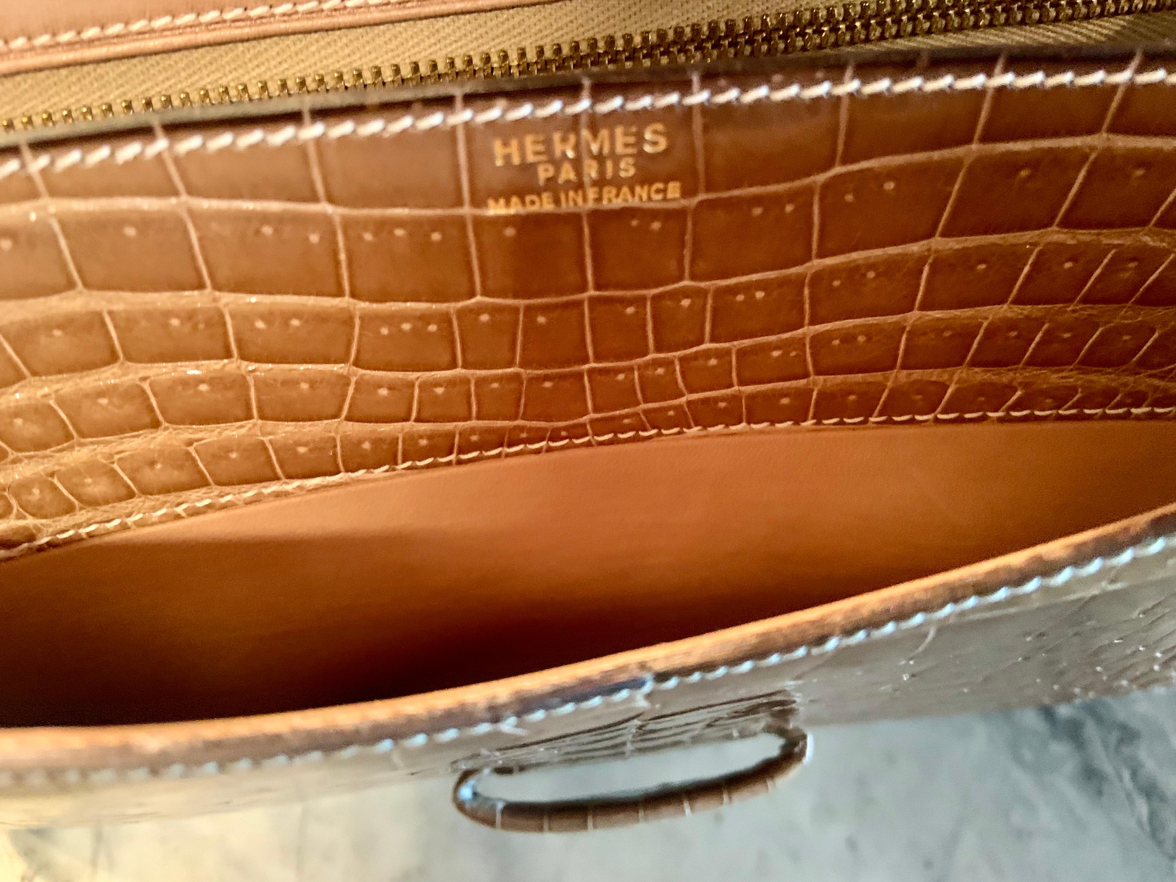 De las mujeres Hermes Ficelle Porosus Cocodrilo Pan Clutch Bag Pristine Condition Never Used en venta