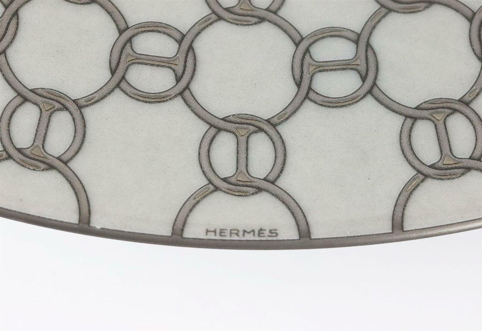 Gray Hermès Fil D'Argent Set of 5 Porcelain Dinner Plates