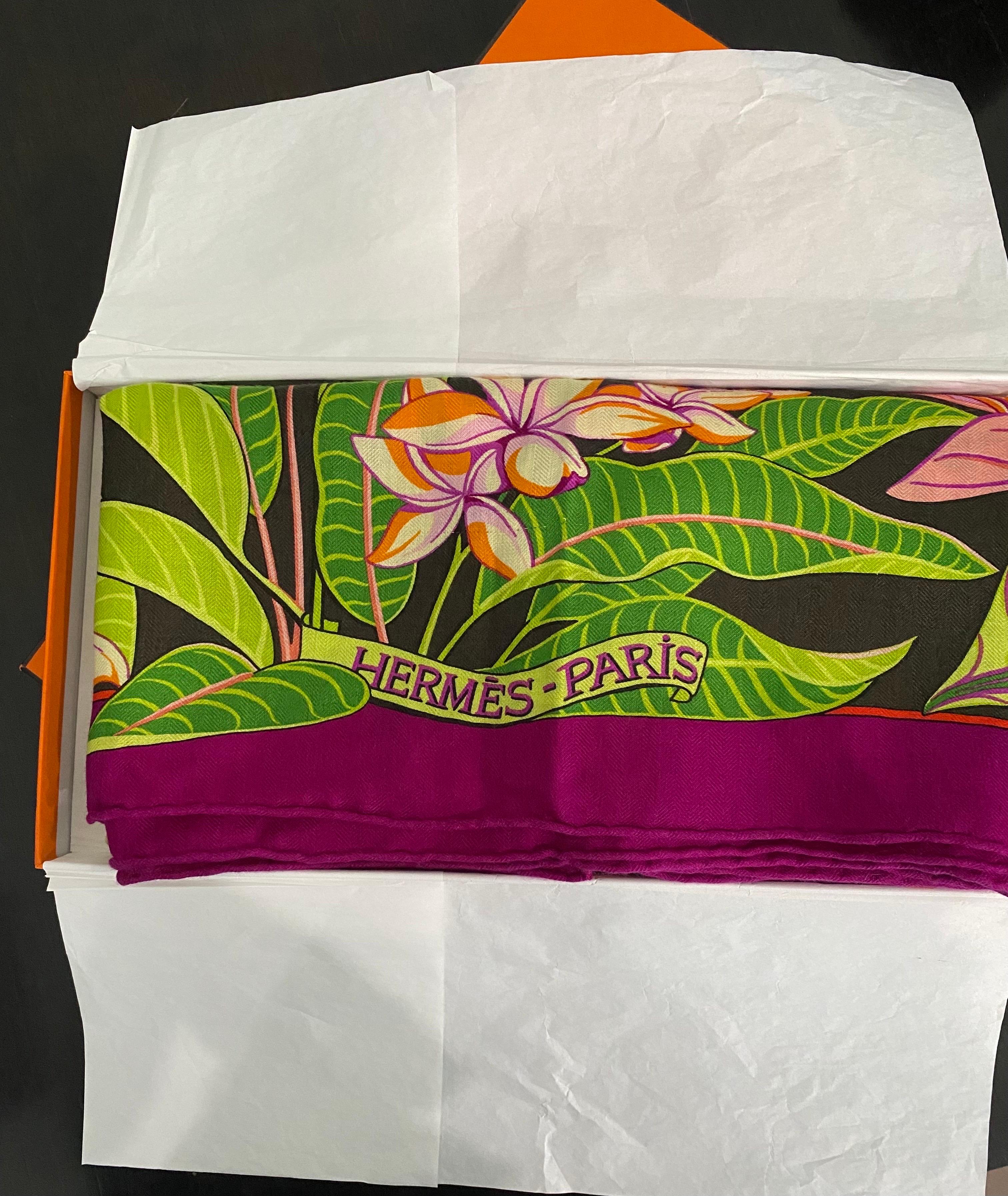 Hermes “FLAMINGO PARTY” multi color cashmere 140 cm large shawl  For Sale 6