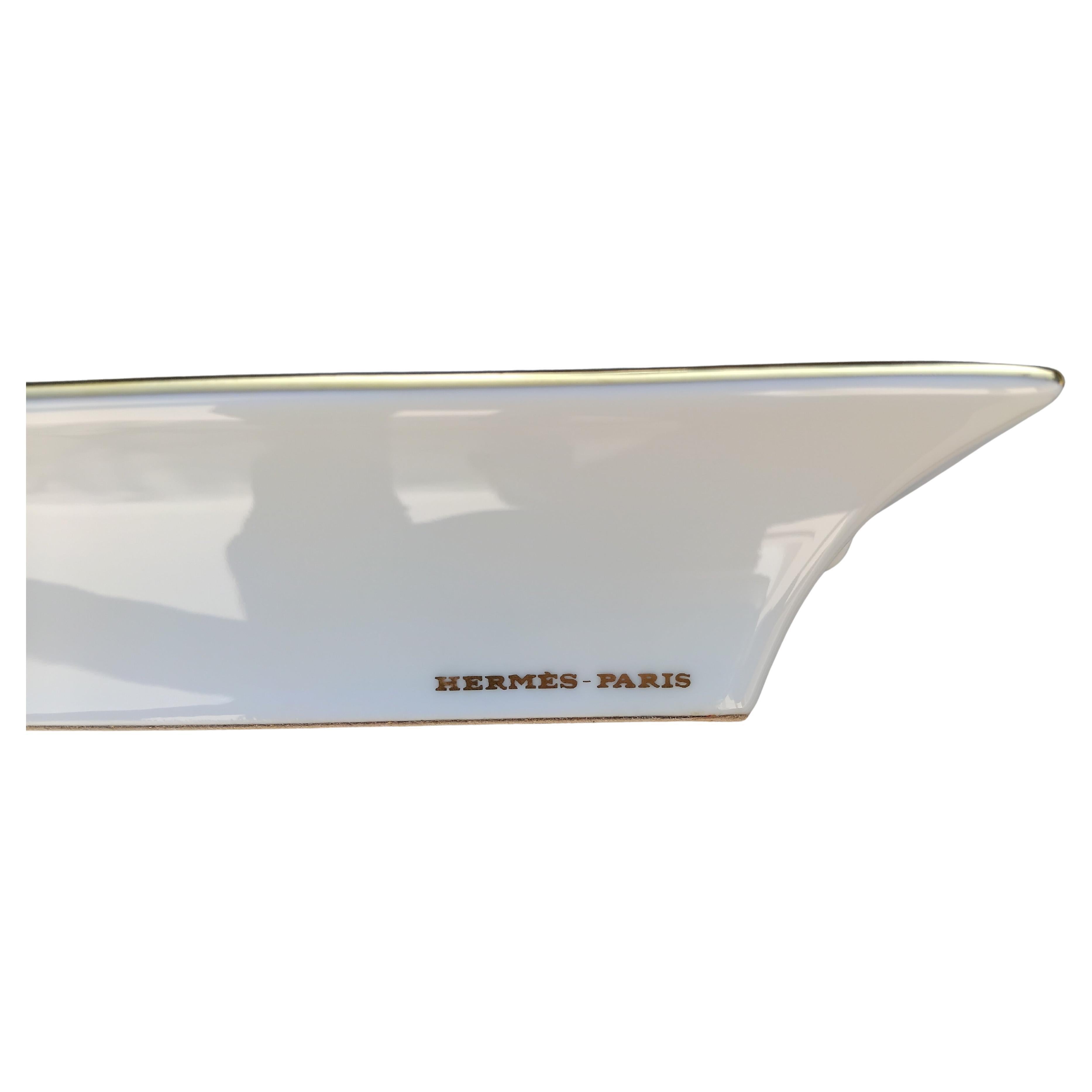 Hermès Flowers Seashells Print Ashtray Change Tray Porcelain Gold For Sale 13