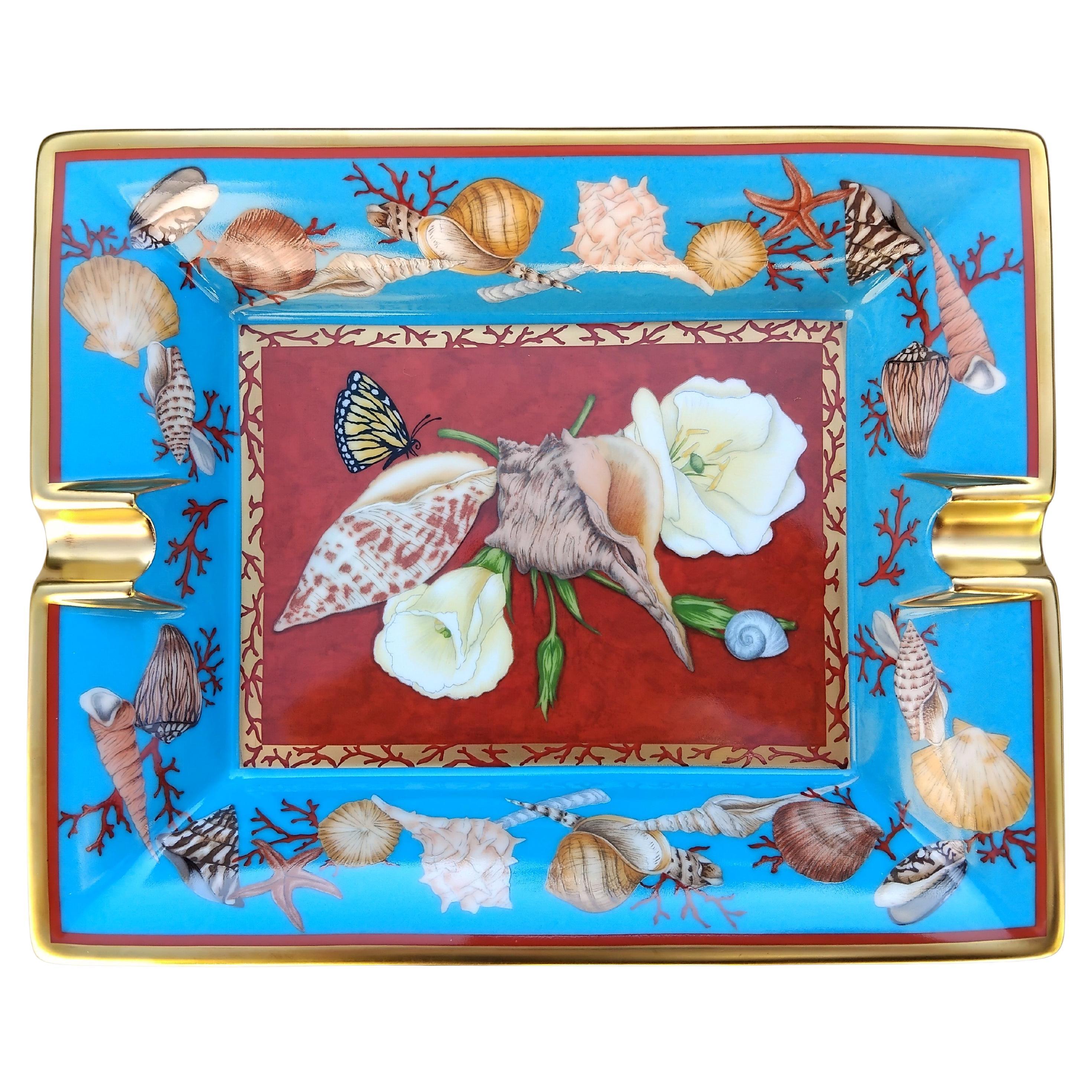 Hermès Flowers Seashells Print Ashtray Change Tray Porcelain Gold