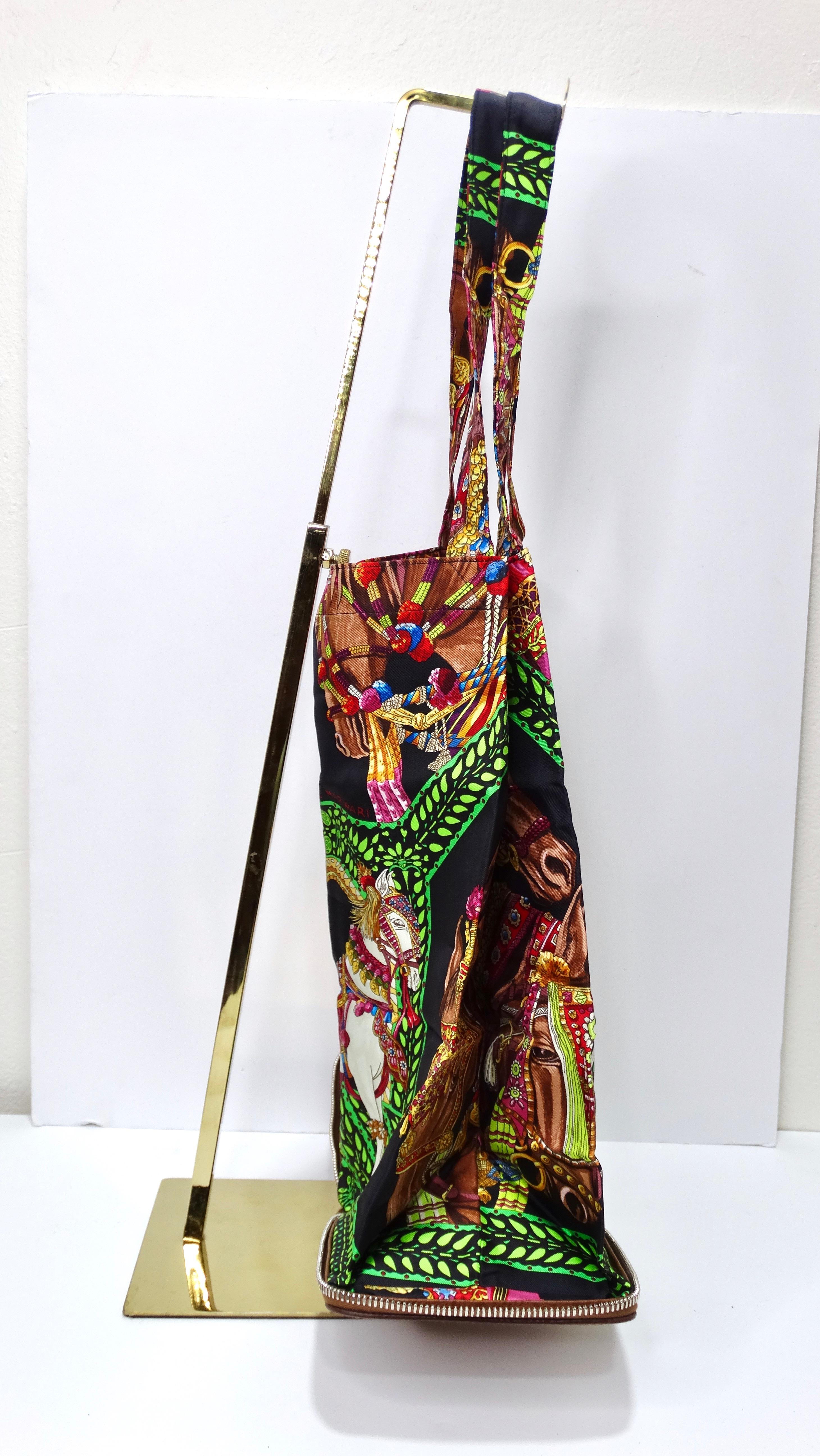 HERMES Foldable Silky Pop Bag in Brown Leather and Printed Silk In Excellent Condition For Sale In Scottsdale, AZ