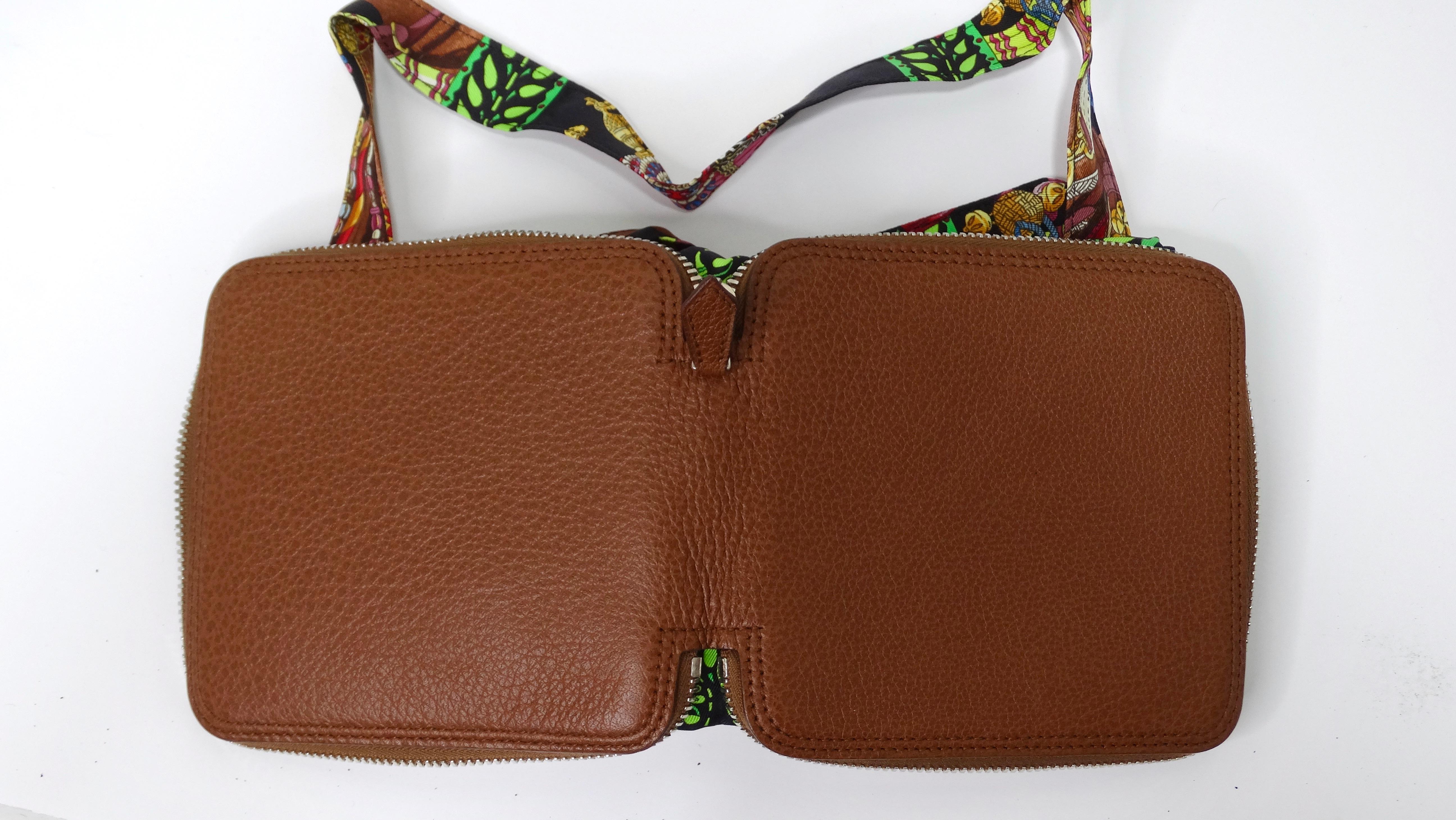 HERMES Foldable Silky Pop Bag in Brown Leather and Printed Silk For Sale 1