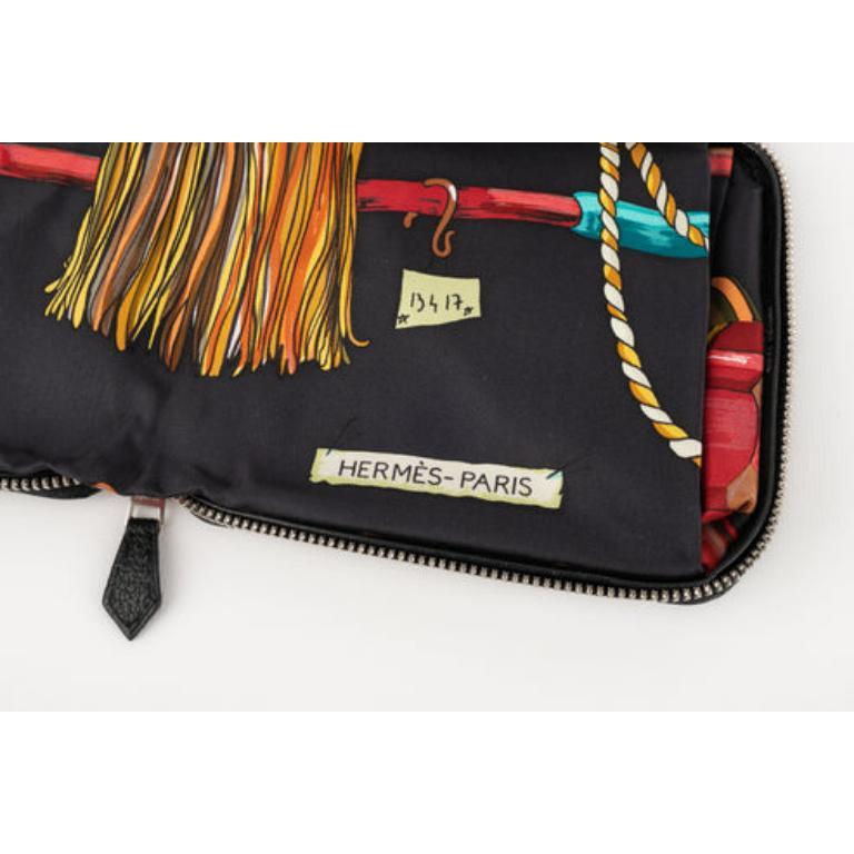 Hermès Folding Black Leather Silky Pop Bag 4