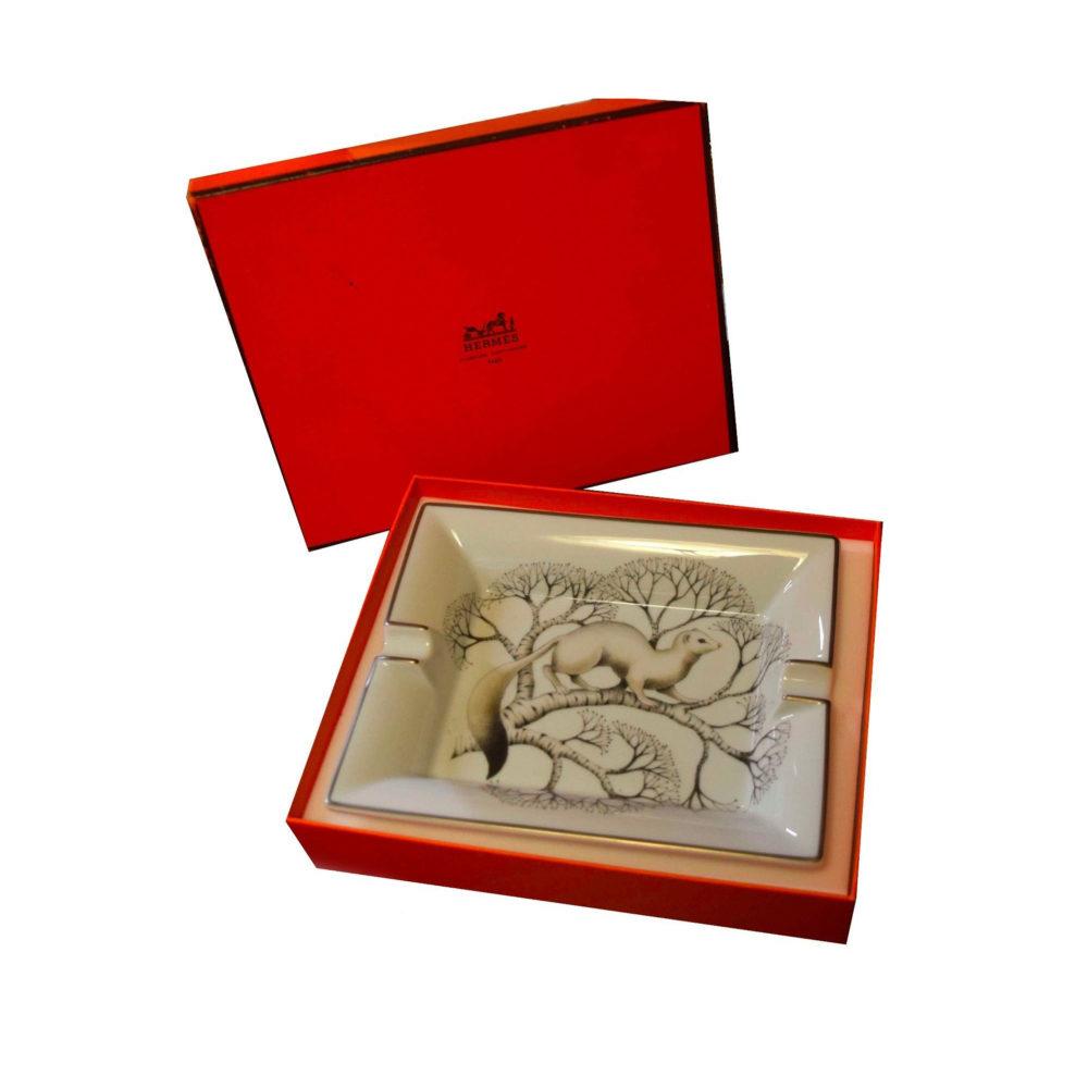 Brilliance Jewels, Miami
Questions? Call Us Anytime!
786,482,8100

Designer: Hermes

Total Item Weight (g): 629

Dimensions: 8 x 6.5 inches

Material: Porcelain

Collateral: Hermes Box 