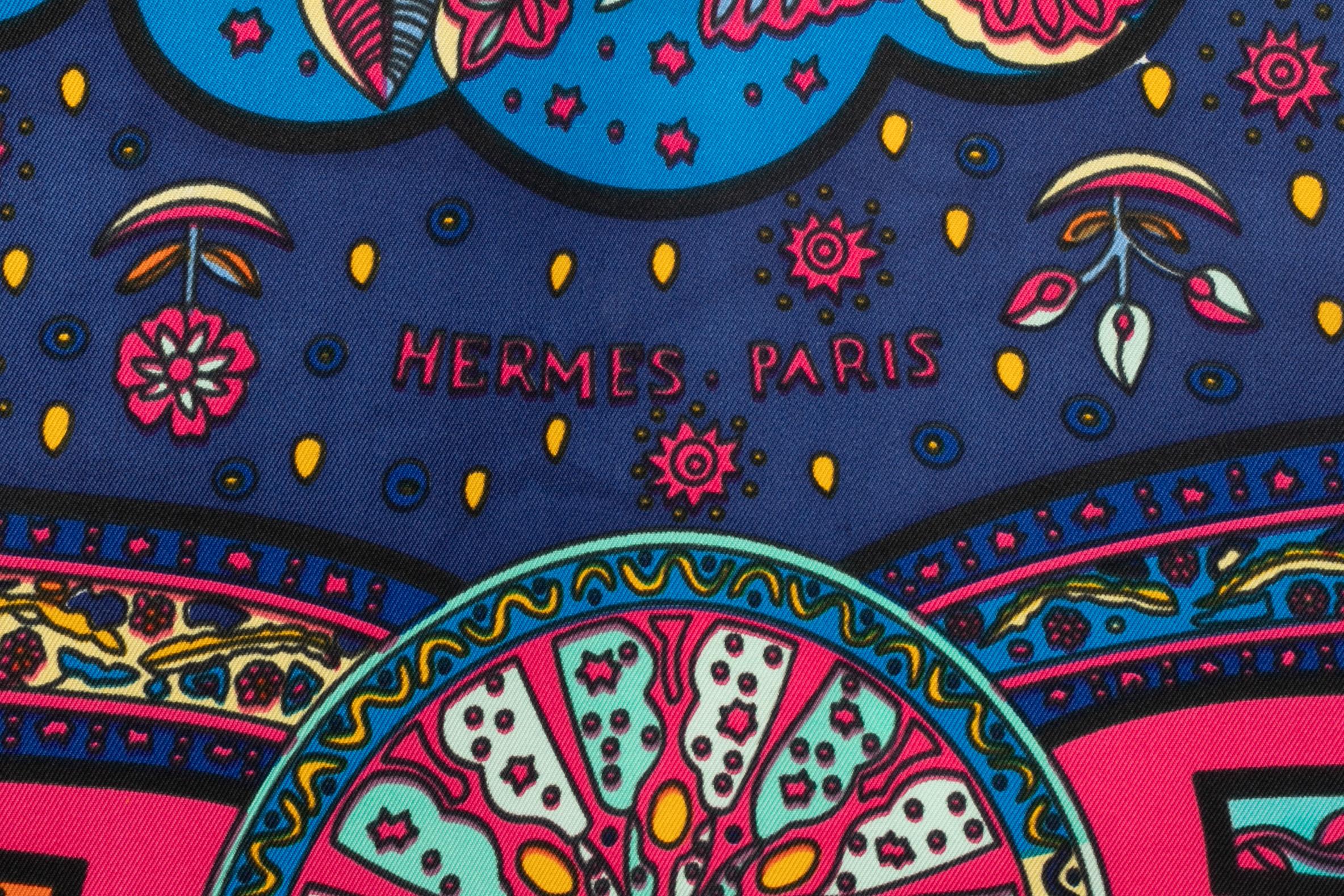Donna Foulard di Hermès 