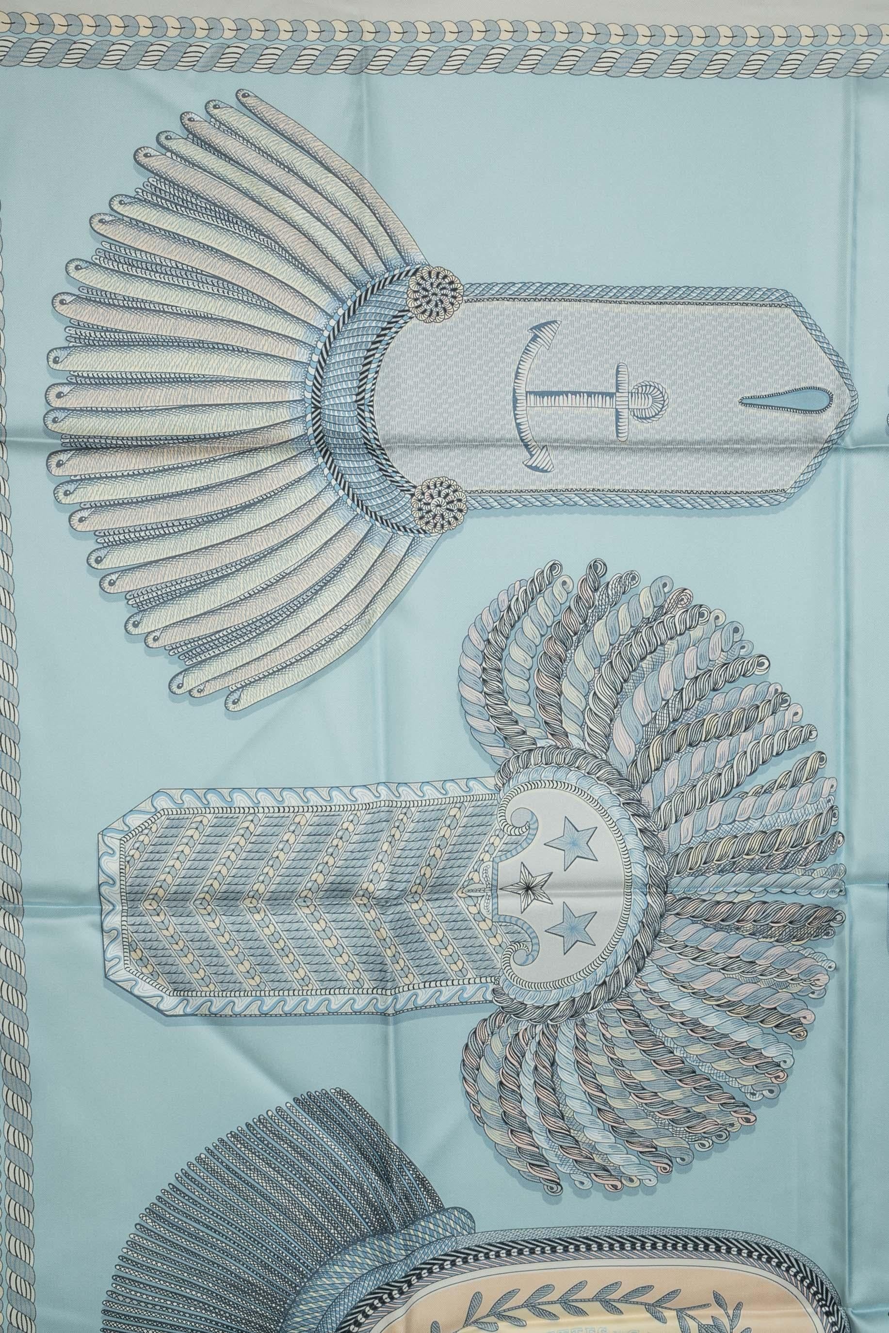 Hermès foulard / scarf 'Gala shoulder pads' 1