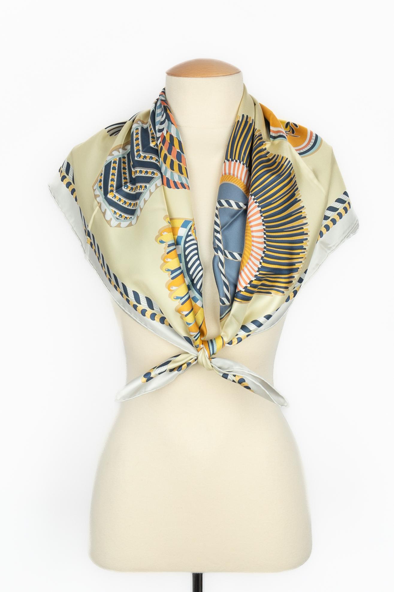 Hermès foulard / scarf 'Gala shoulder pads' 3