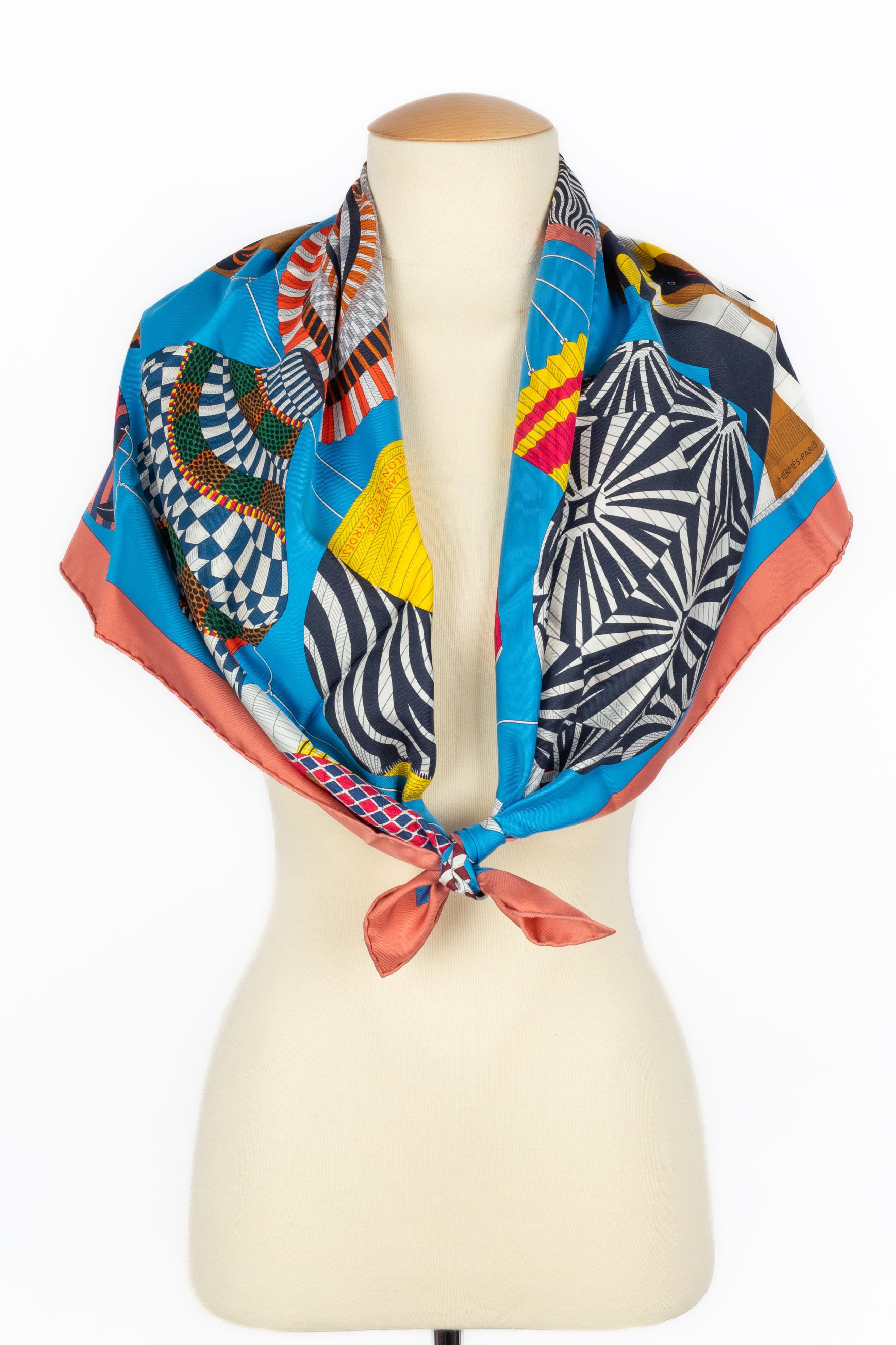 Hermès Foulard / Schal 'Laternen, Ballons und Kokarden' im Angebot 3