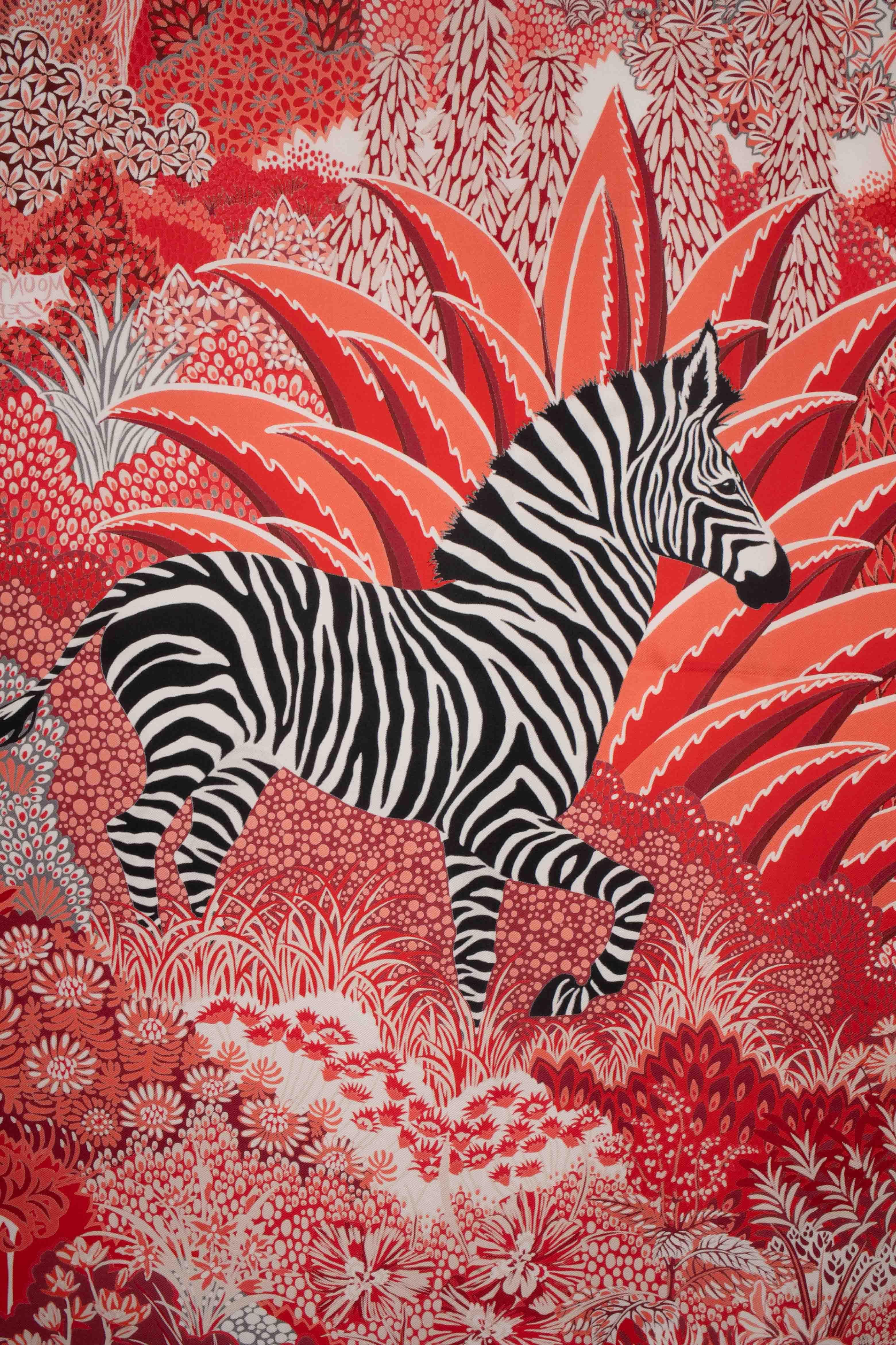 Hermès foulard / scarf 'Mountain zebra' In Excellent Condition In SAINT-OUEN-SUR-SEINE, FR