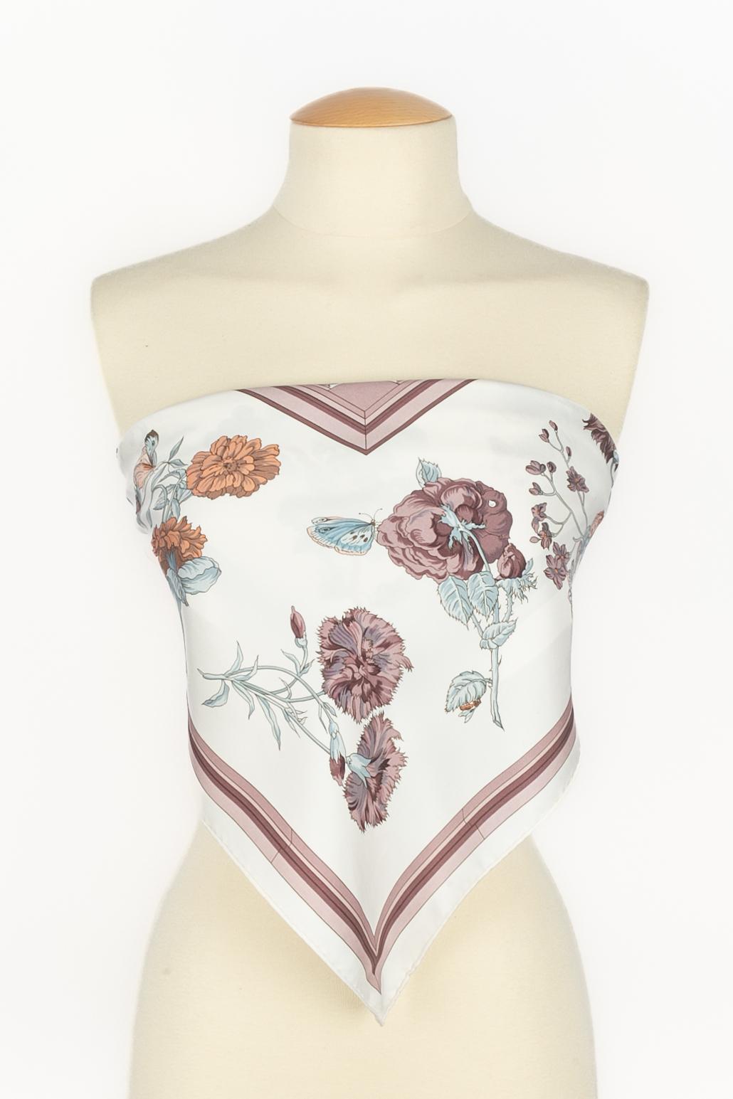 Hermès foulard / scarf 'Quai aux fleurs' en vente 4