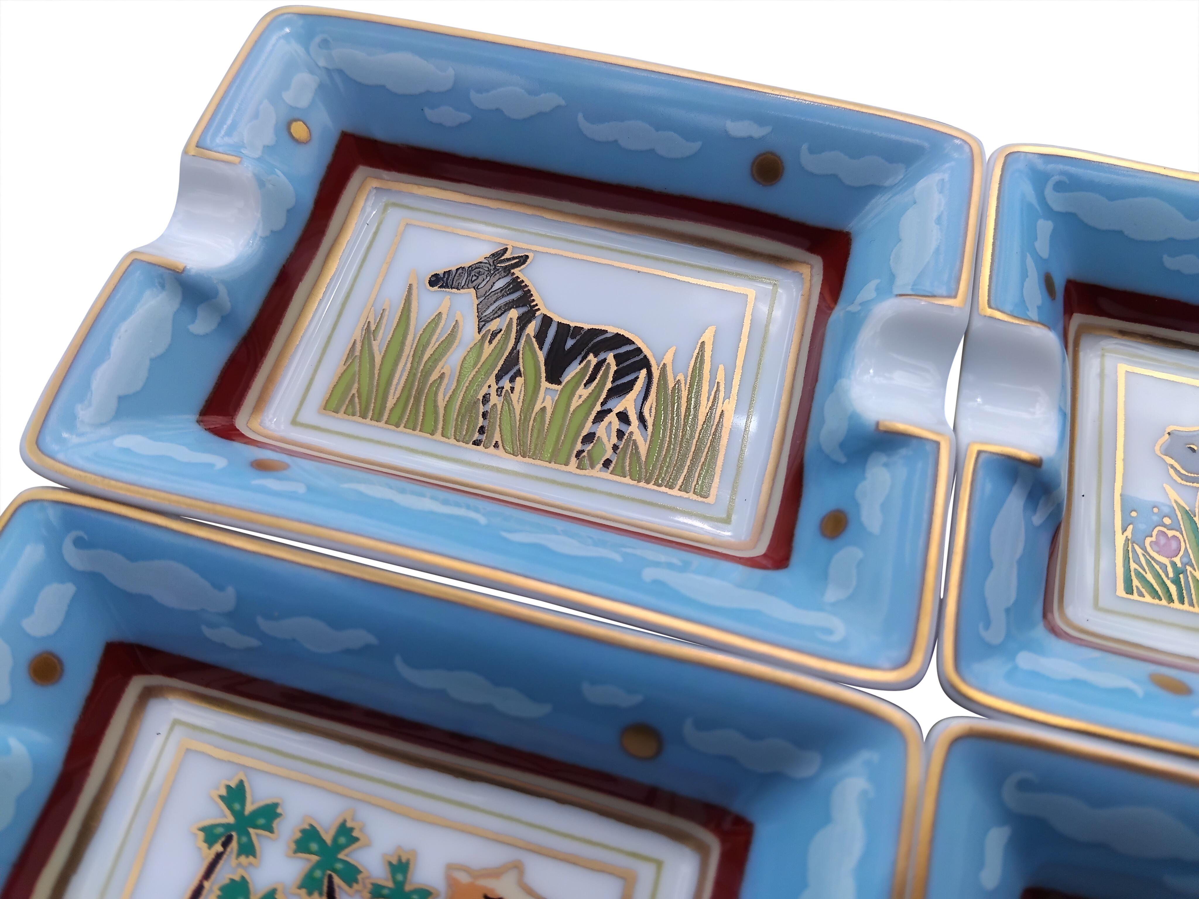 Hermès Cuatro Ceniceros Pequeños Bandejas Animales Salvajes Estampado África Porcelana Oro 12