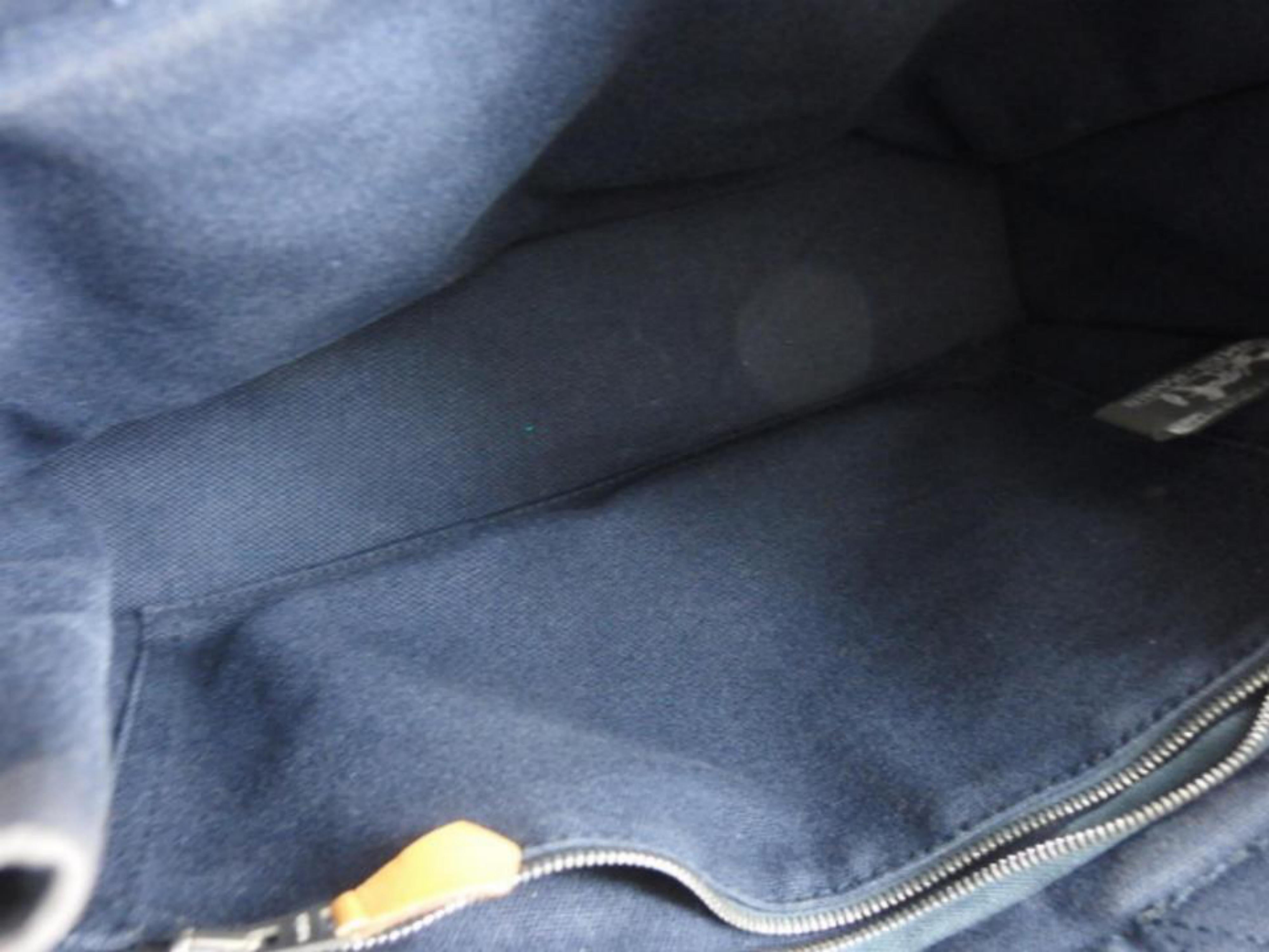 Women's Hermès Fourre Tout 226791 Navy Canvas Tote For Sale