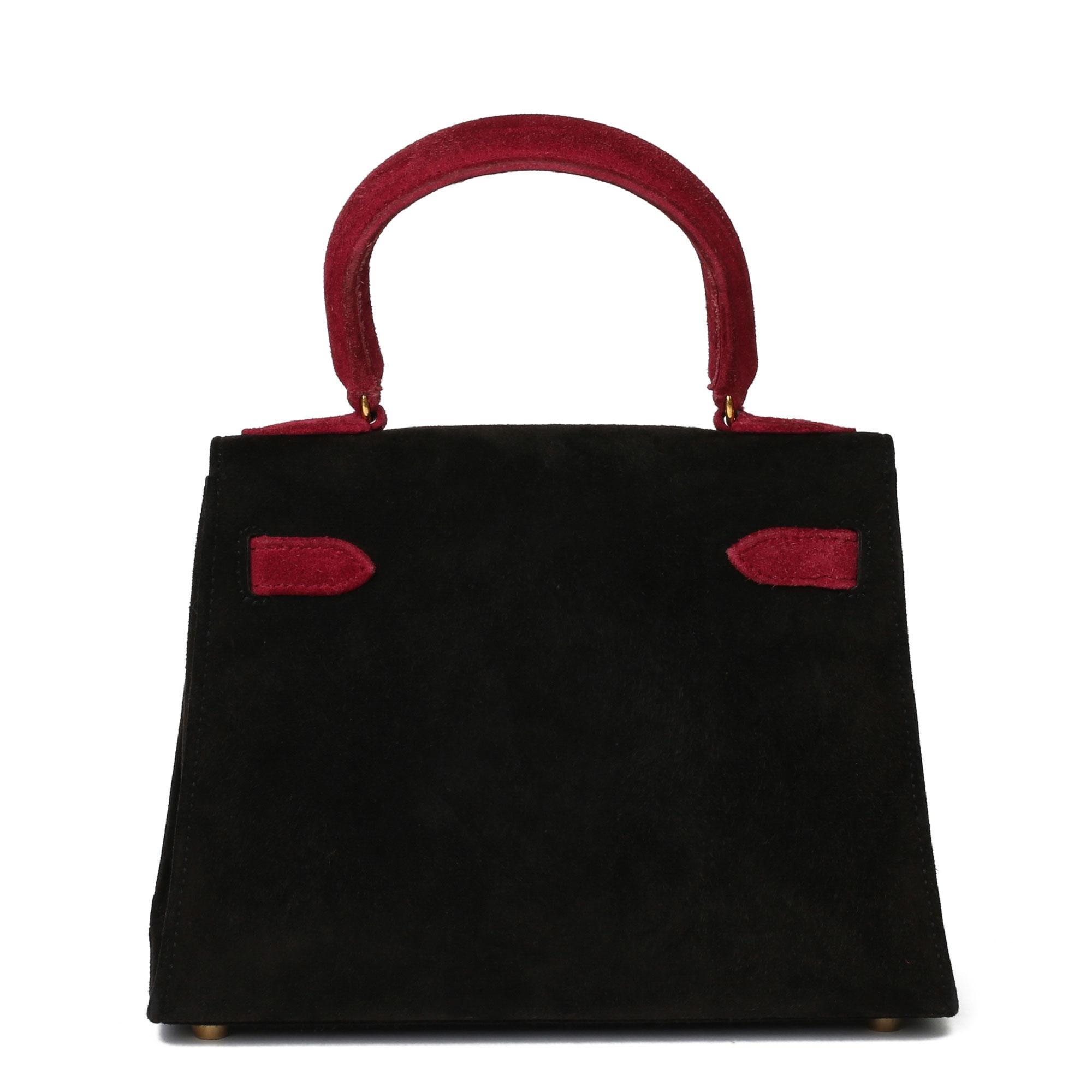 Hermès Framboise & Black Veau Doblis Suede Vintage Kelly 20cm Sellier en Excelente estado para la venta en Bishop's Stortford, Hertfordshire