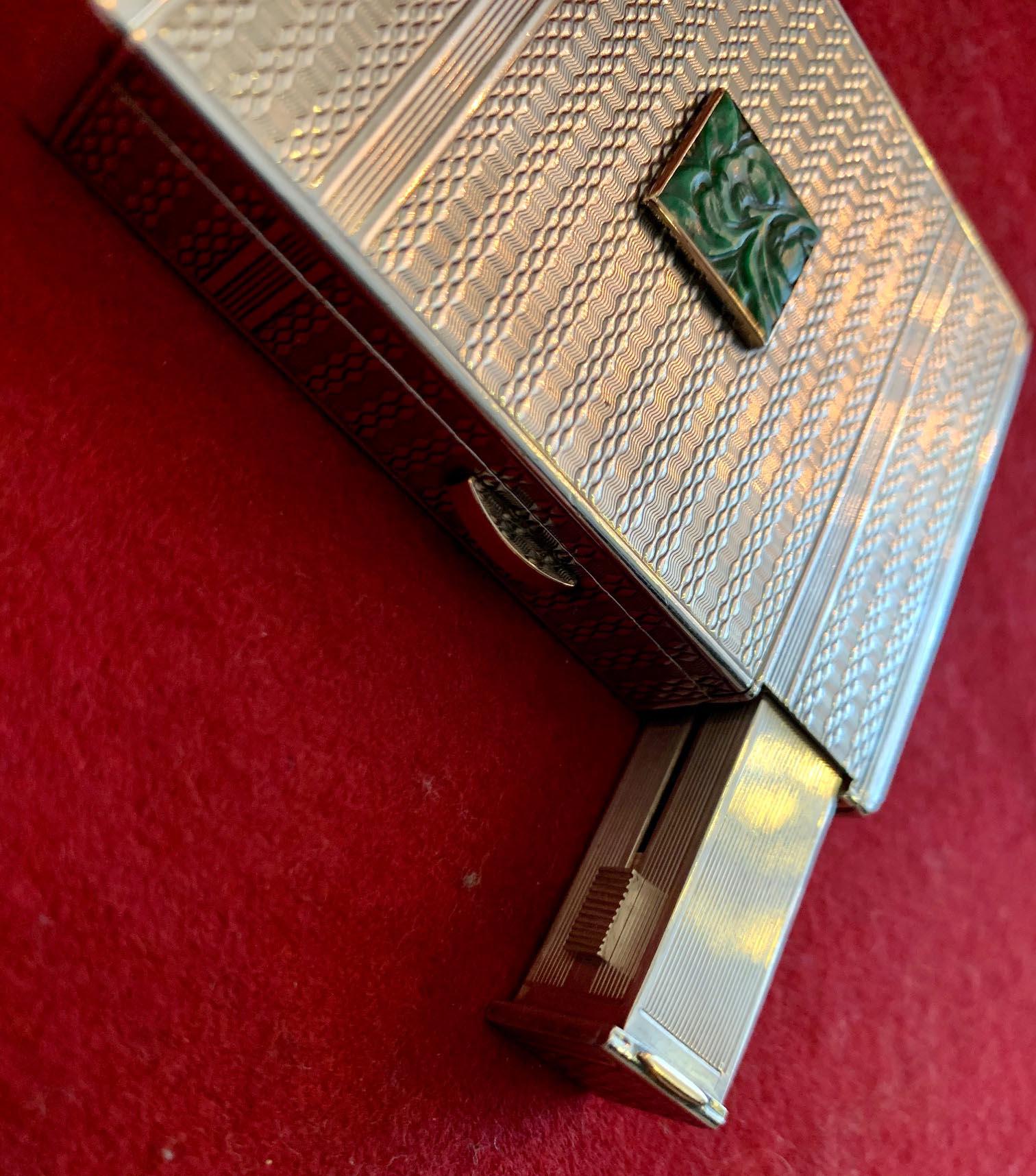Hermès French Art Deco Silver and 18-Karat Gold Powder Box with Lipstick For Sale 2