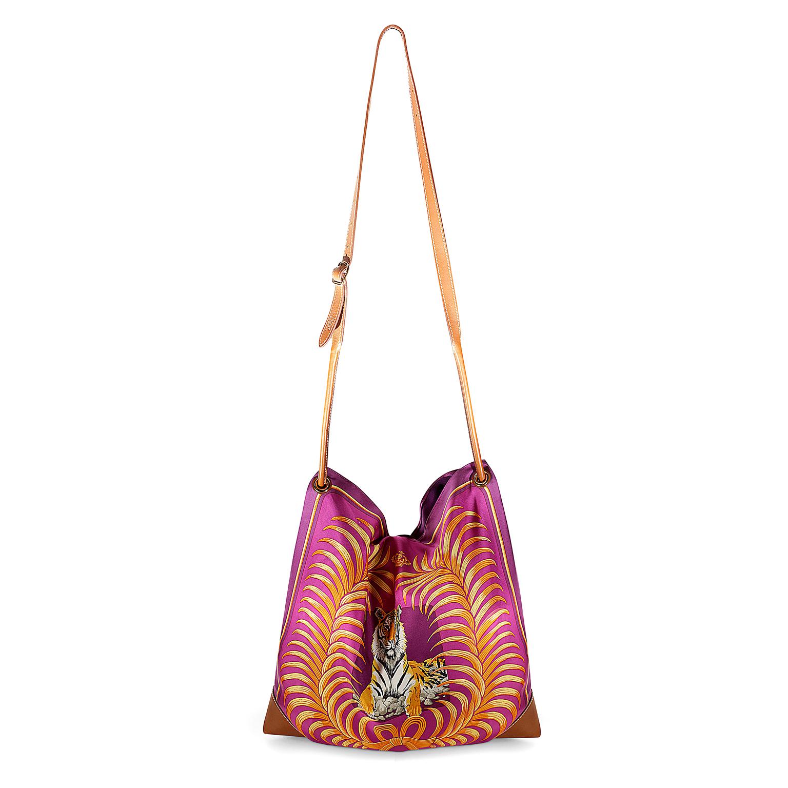 Hermès Fuchsia Silk City Tiger Royal Shoulder Bag  7