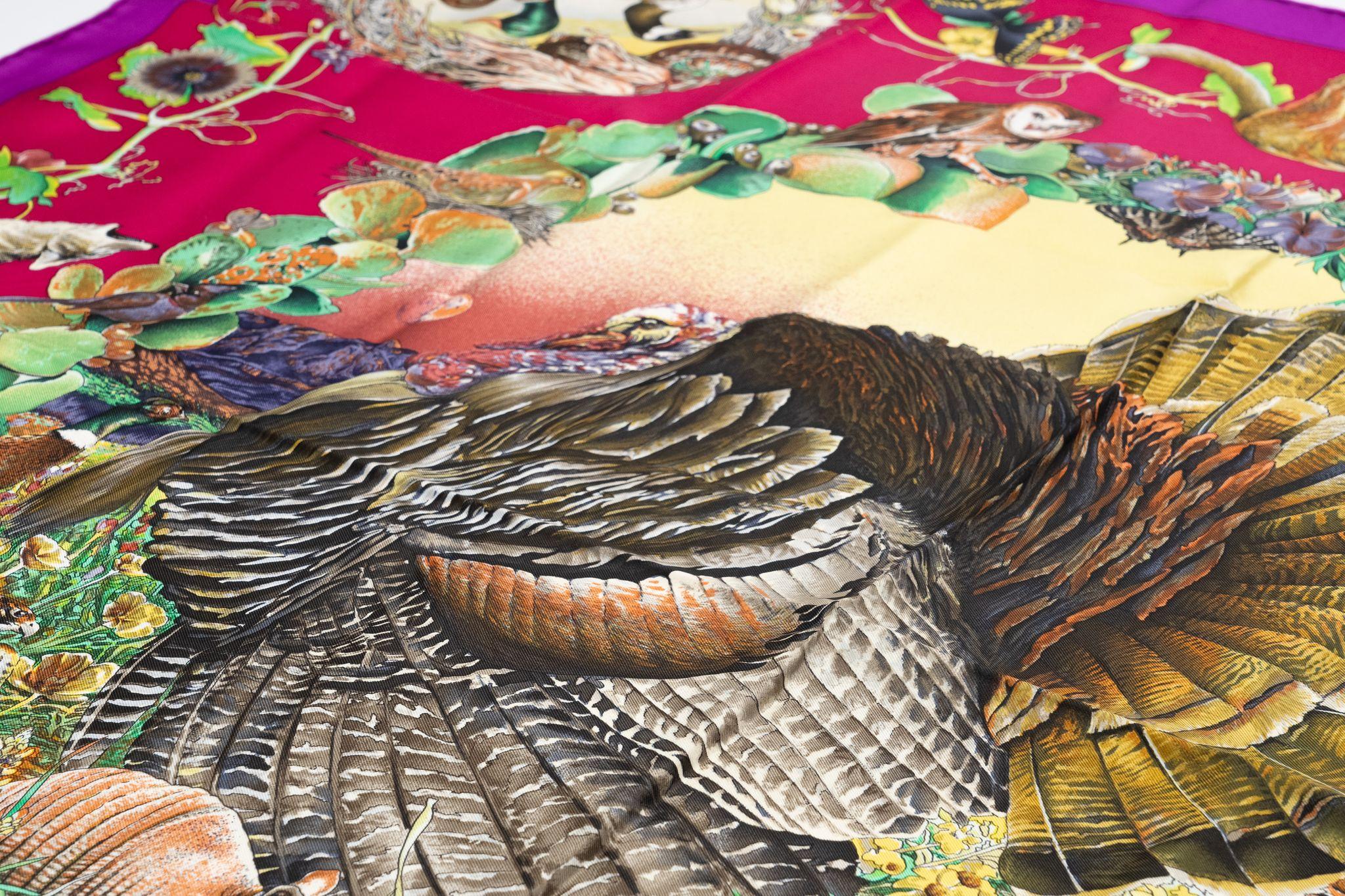 Marrone Sciarpa di seta Hermès Texas Wildlife fucsia