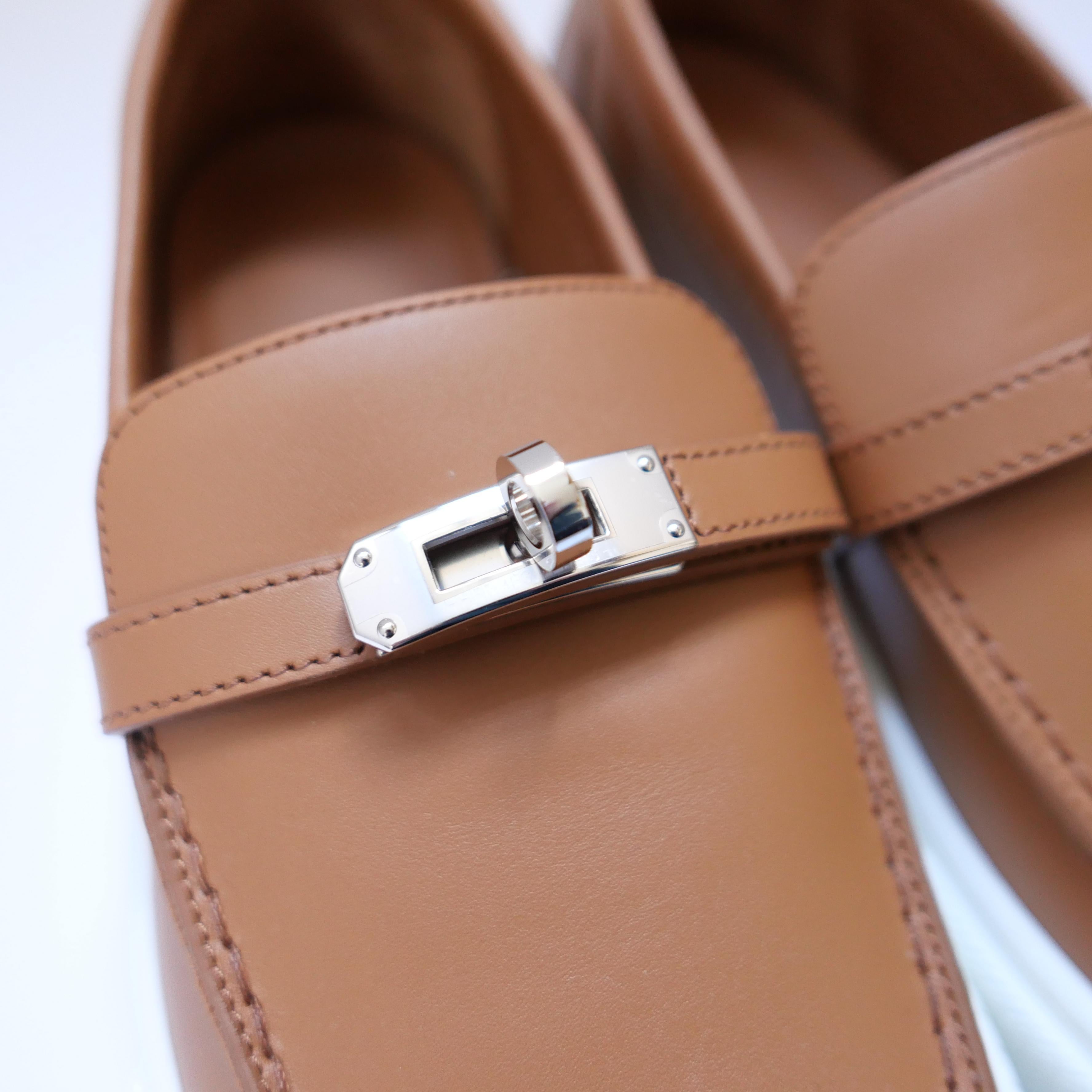 Hermes Game Loafers Naturel Tan Leather im Zustand „Neu“ im Angebot in London, GB