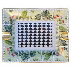Cenicero de puros Hermès Garden Bandeja de cambio de porcelana dorada