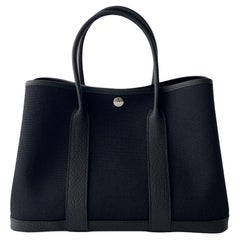 Gorgeous Hermès Garden Party 36 Tote bag in Blue Zanzibar Negonda leather,  SHW For Sale at 1stDibs