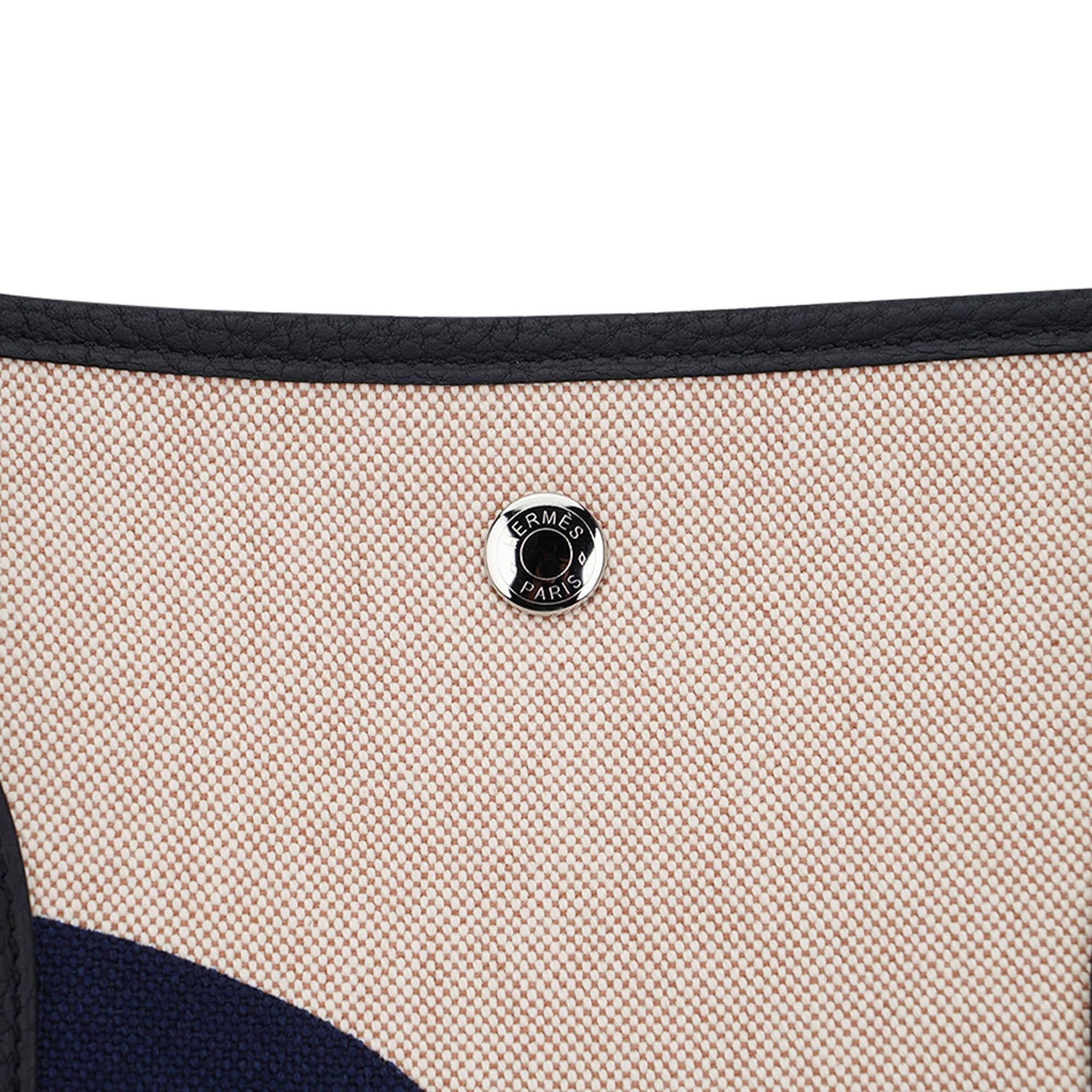 Hermes Garden Party 49 Voyage Bag Ecru Beige Navy and Indigo For Sale 9