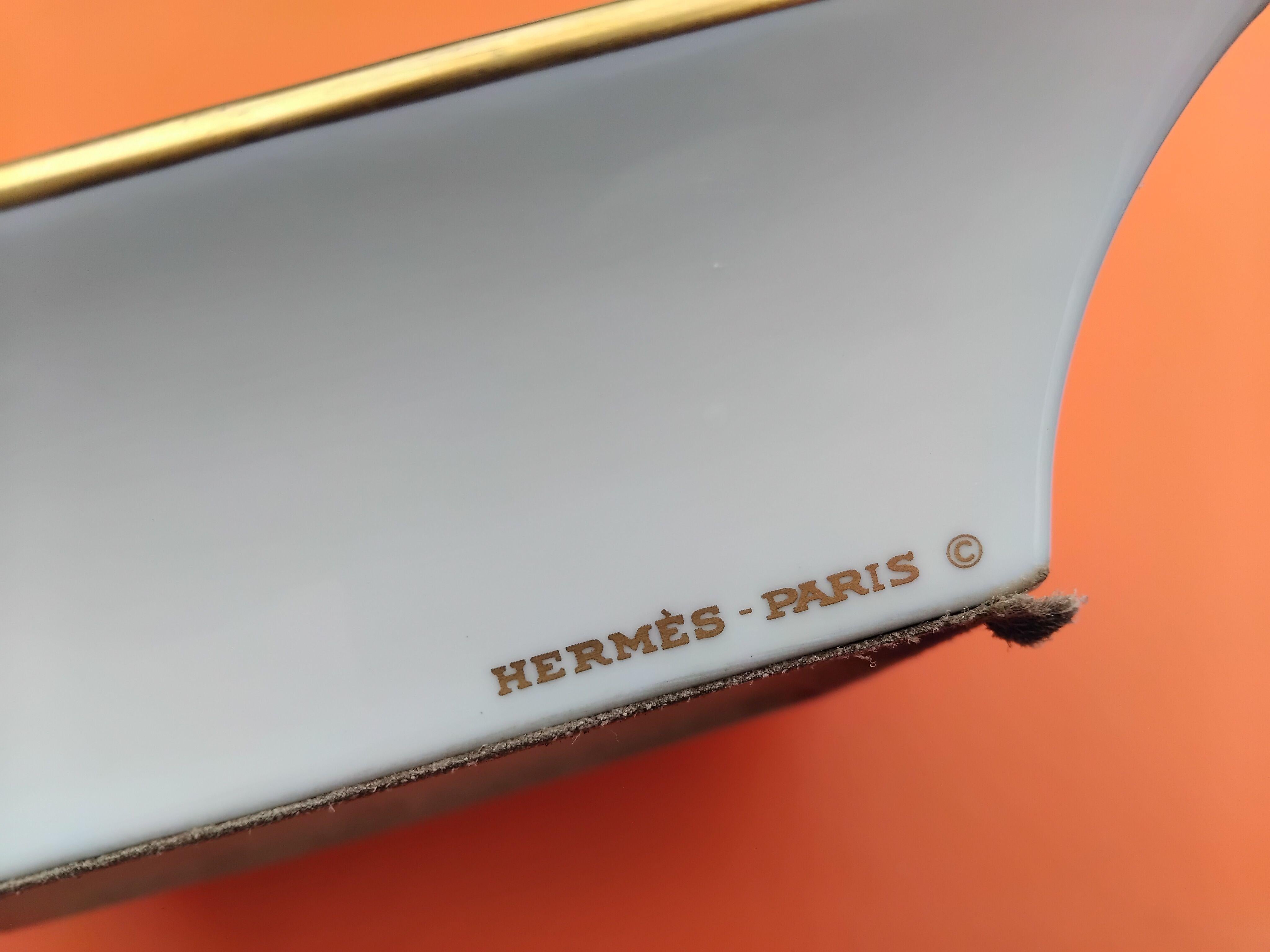 Hermès Gazelles Cigar Ashtray Change Tray Africa Kenya Porcelain Gold For Sale 13