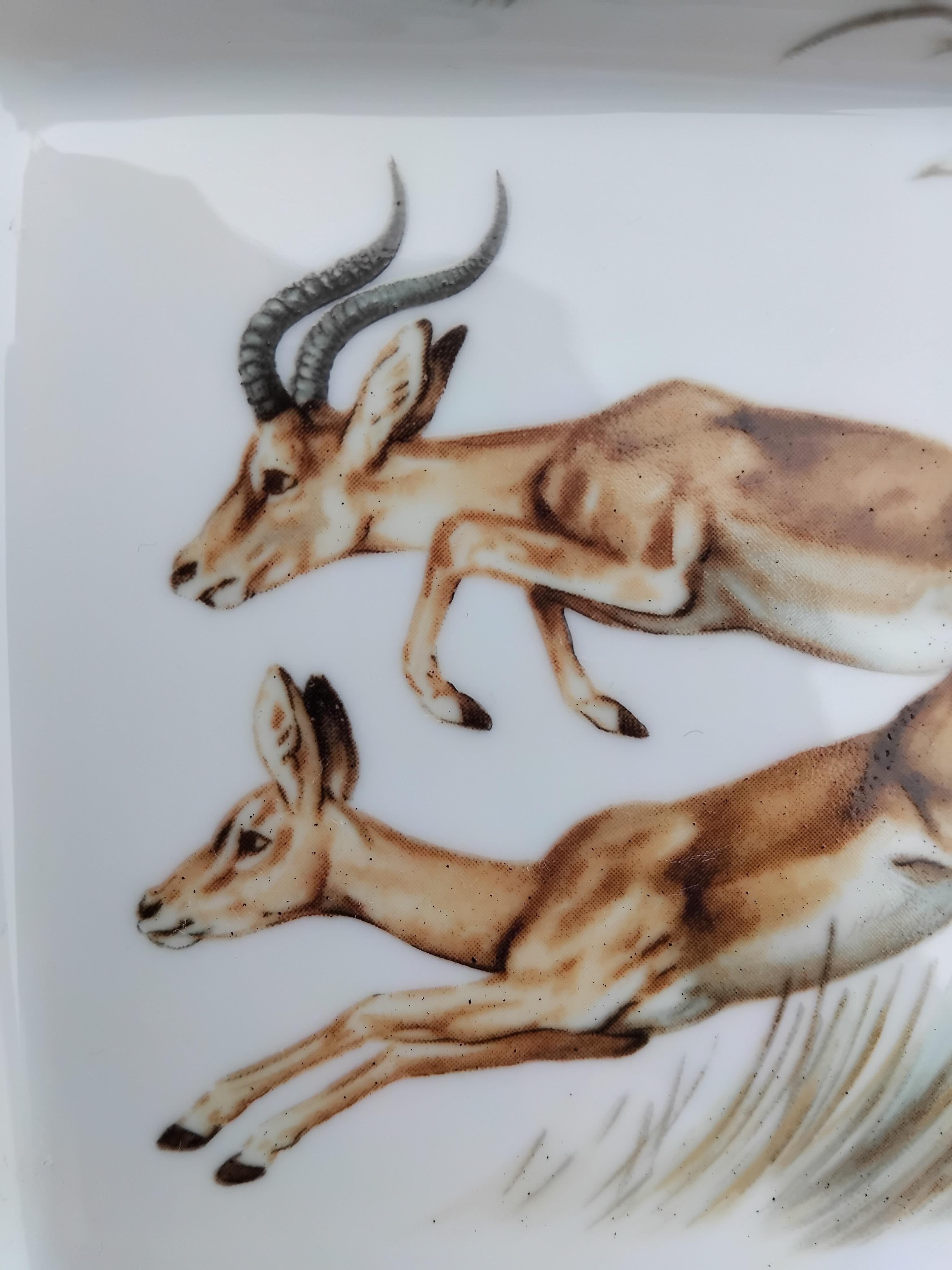 Gray Hermès Gazelles Cigar Ashtray Change Tray Africa Kenya Porcelain Gold For Sale