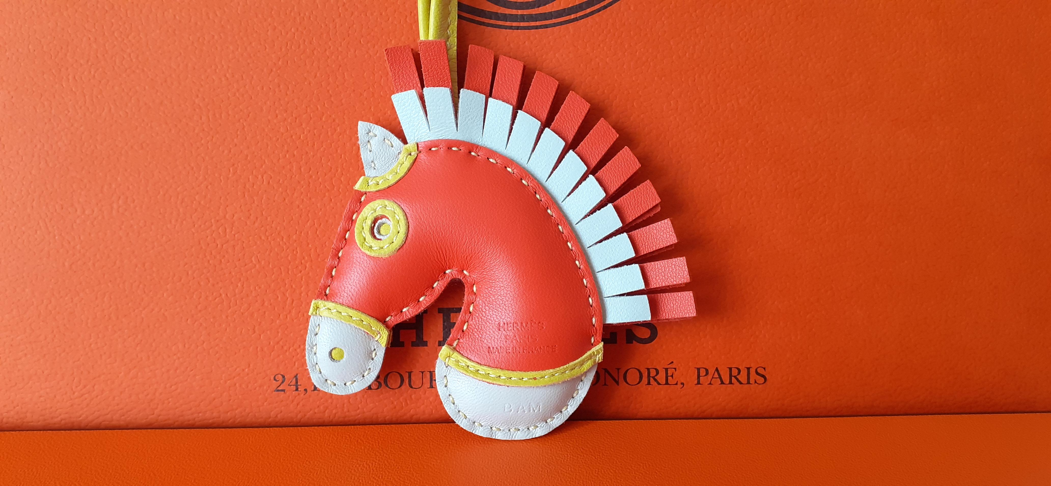 Hermès Geegee Iroquois Camail Horse Bag Charm in Leather  For Sale 1