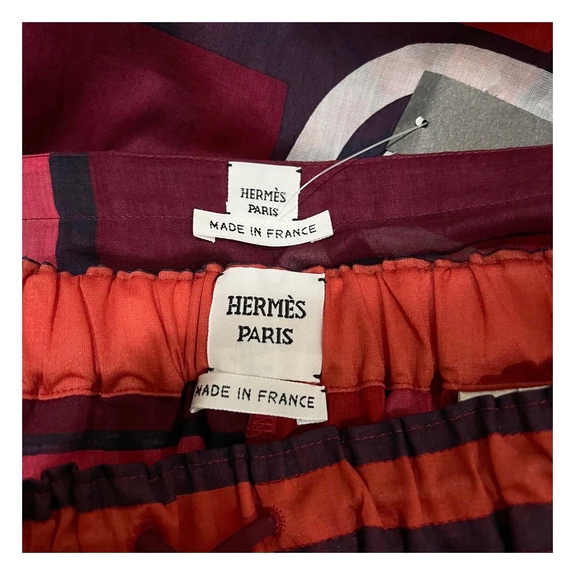 Hermes Geometric Print Sheer Poncho Set In Good Condition In Los Angeles, CA