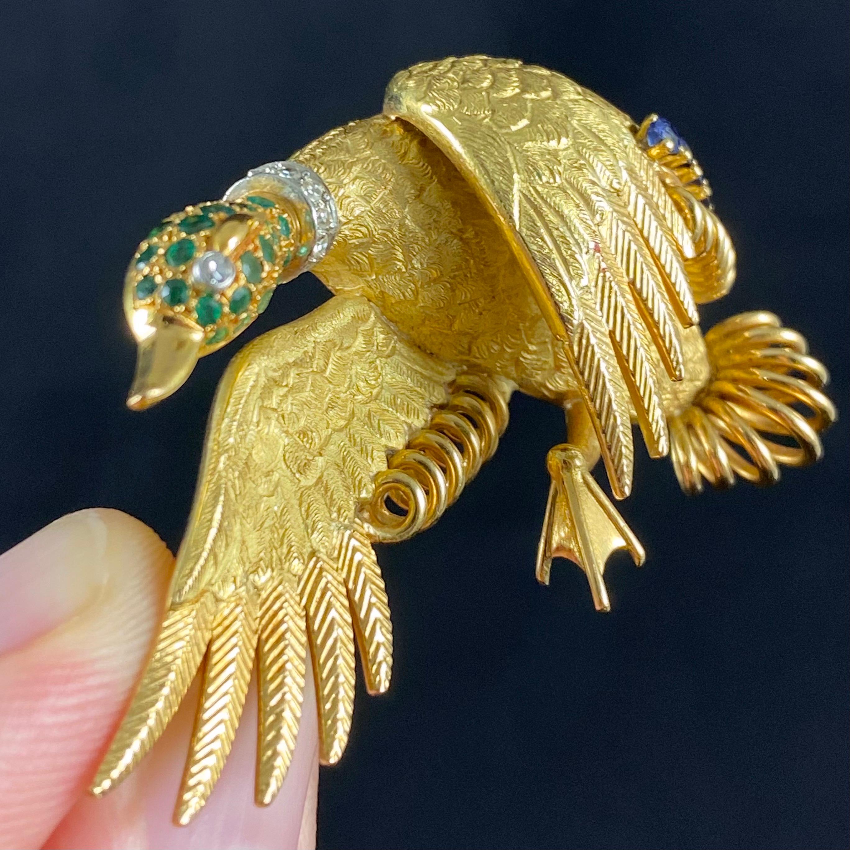 Hermès Georges Lenfant Vintage Duck Emerald Sapphire Diamond Brooch Yellow Gold 4