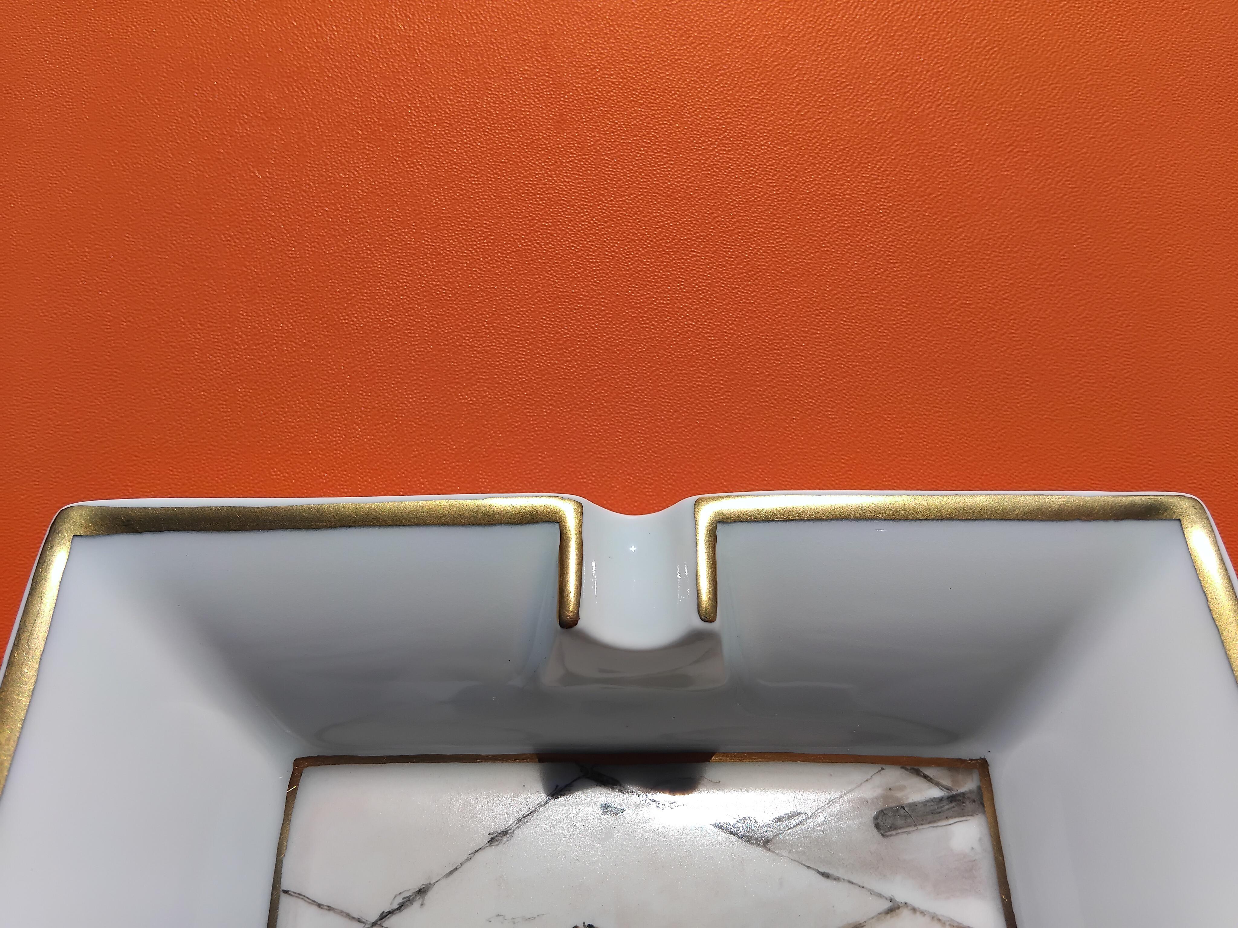 Hermès Berger allemand Impression Cendrier Cendrier Cendrier Cendrier Cendrier Cendrier Cendrier Cendrier Cendrier Cendrier Cendrier Cendrier Cendrier Cendrier Cendrier Cendrier Cendrier Cendrier Cendrier Cendrier Cendrier Cendrier Cendrier Cendrier Cendrier Cendrier Cendrier Cendrier en vente 1