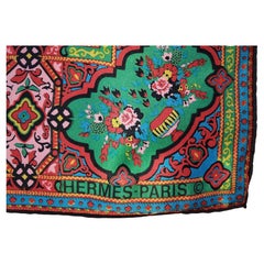 Pañuelo Chal Gigante de Seda Hermès