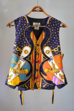 HERMÈS – Vintage-Seidenweste für Herren „Carpe Diem“ von Joachim Metz, 1994