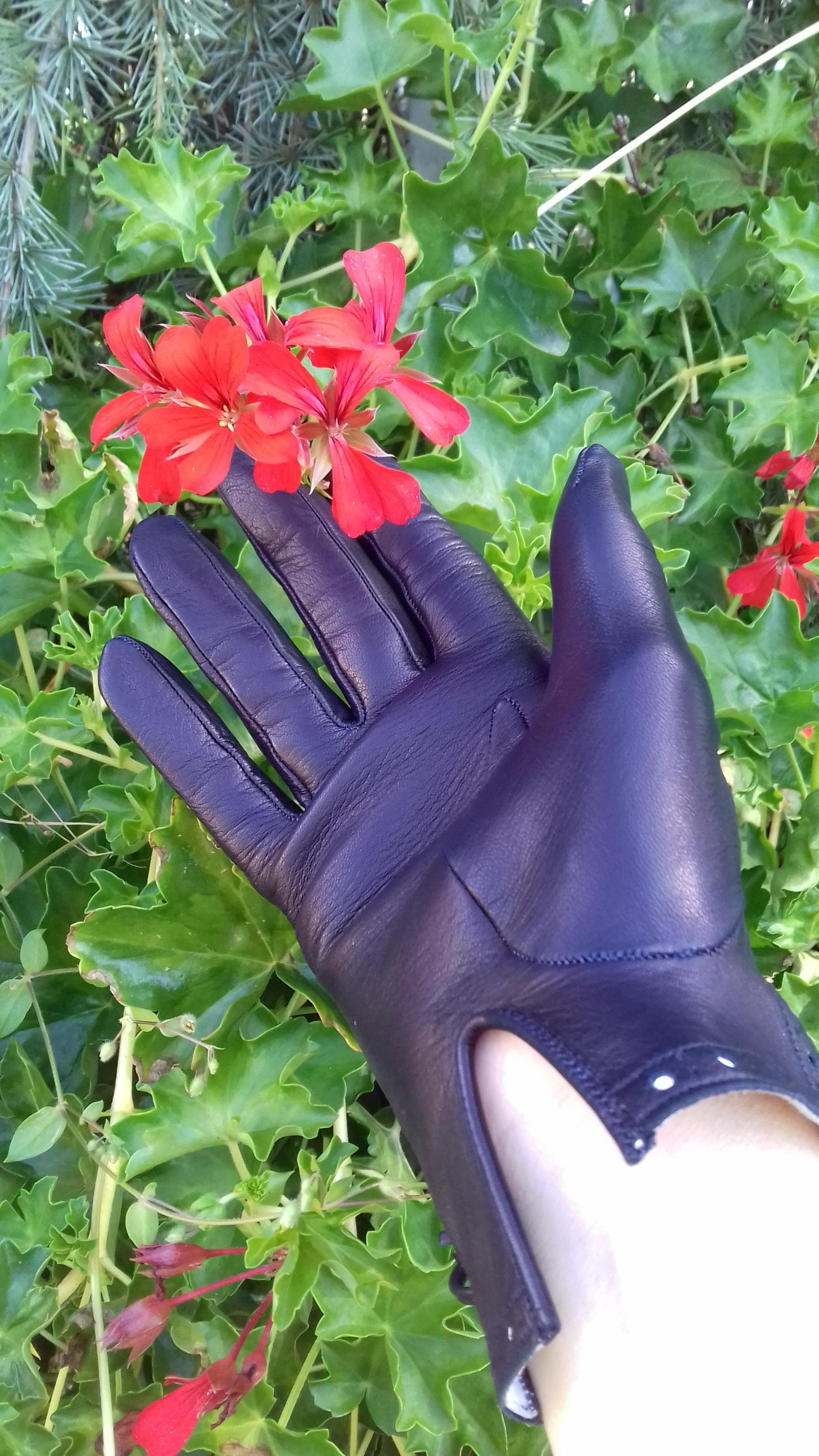 Hermès Gloves Dark Blue and White Leather Gloves Ghillies Size 6/7 13