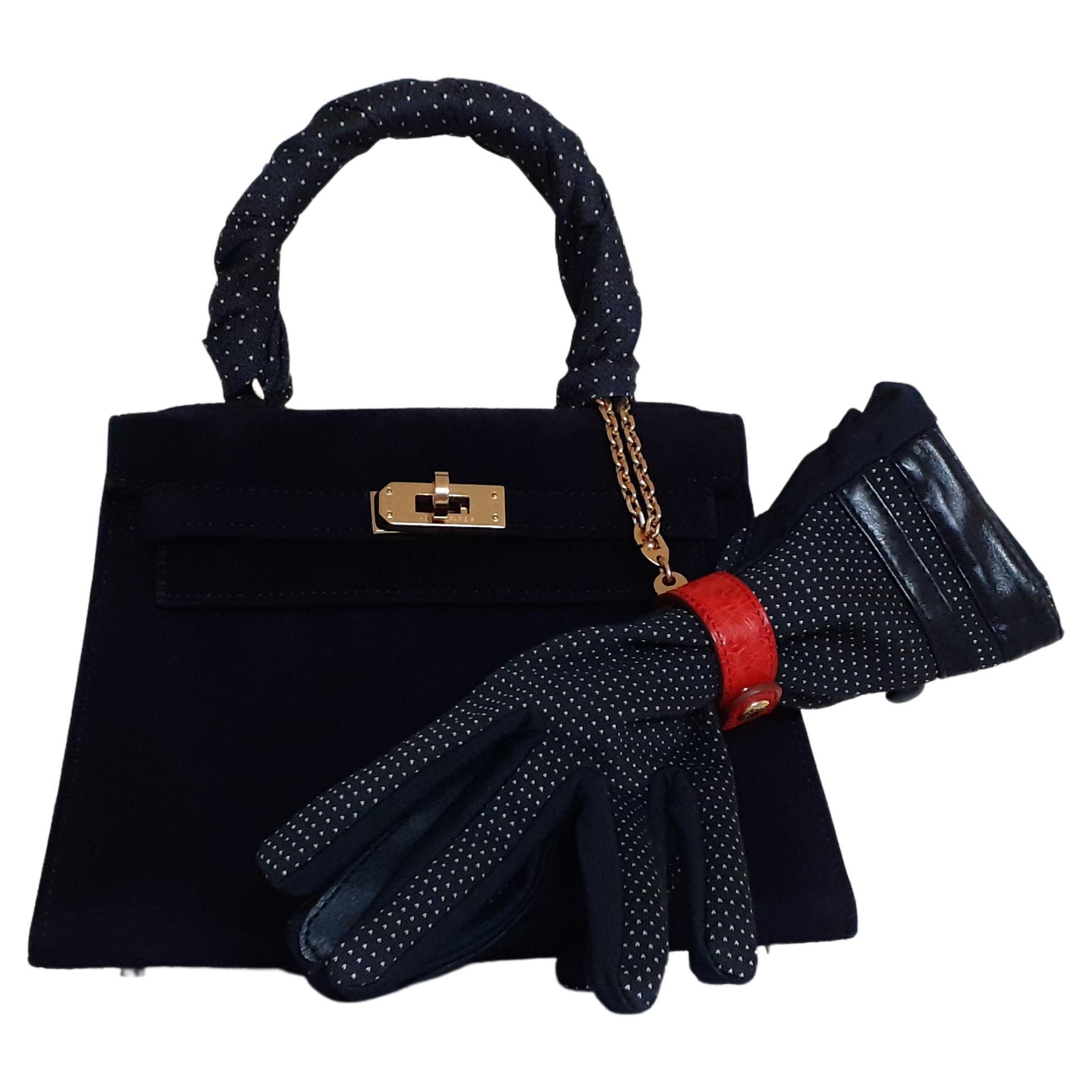 Hermès Handschuhe Handschuhhalter Schlüsselanhänger Rot Leder Golden Hdw im Angebot 6